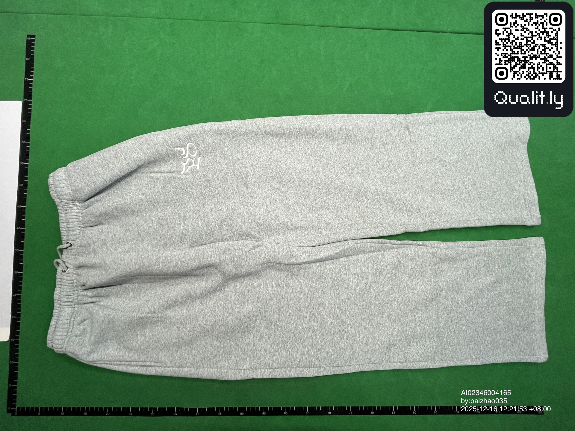 Pantalón — foto QC 3 de 4