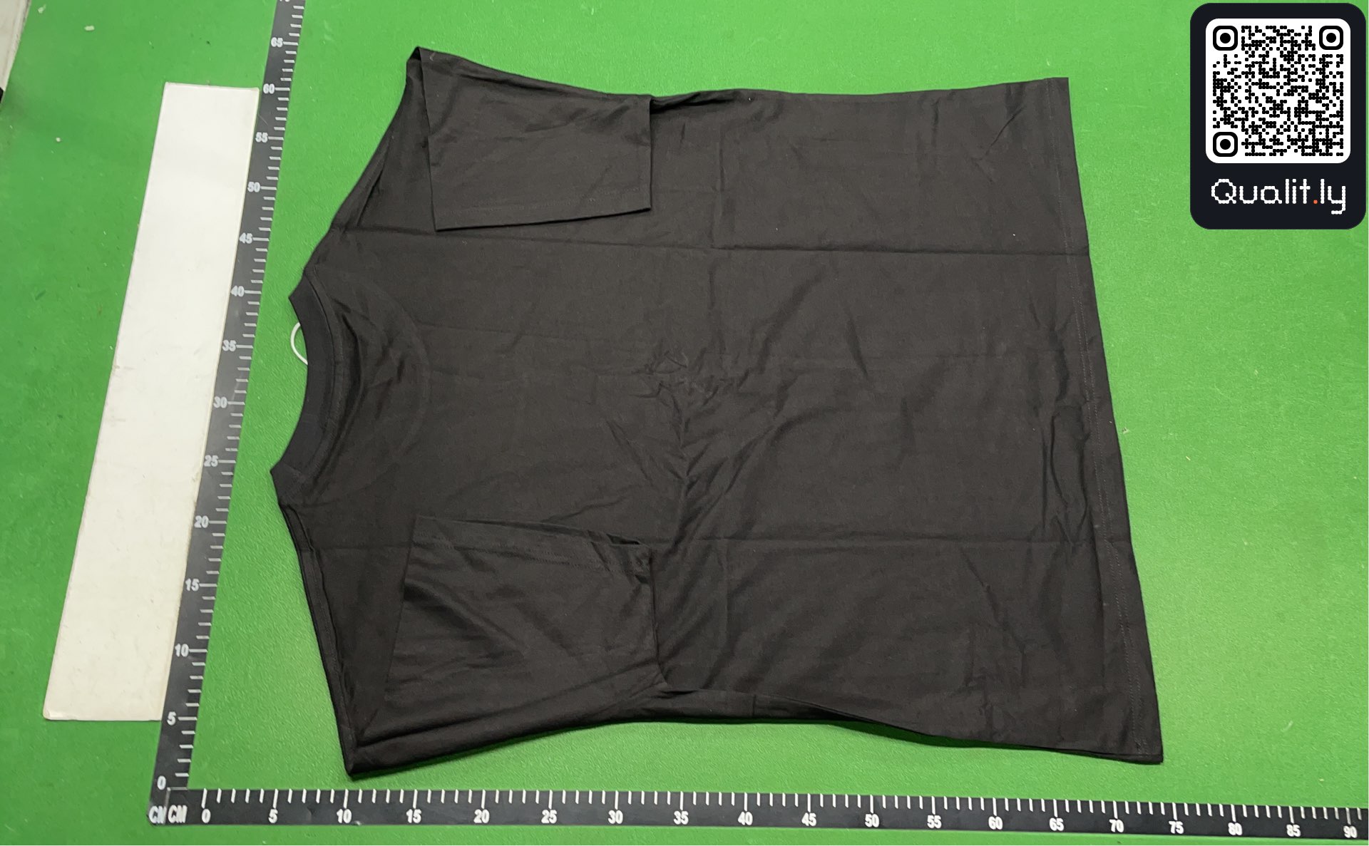 T-Shirt — QC-Foto 3 von 20