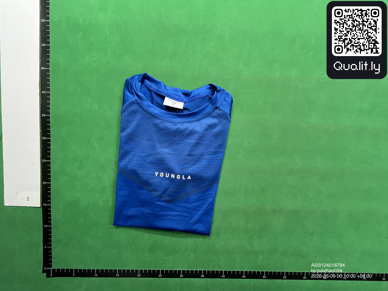 T-shirt — photo QC 1 sur 10