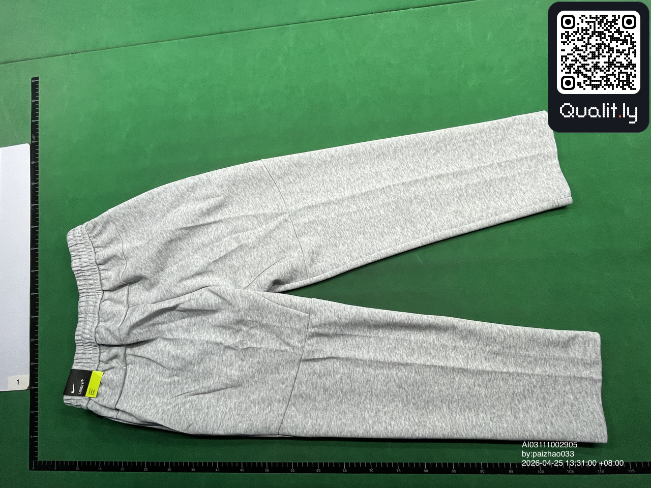 Pantaloni — fotografie QC 2 din 12