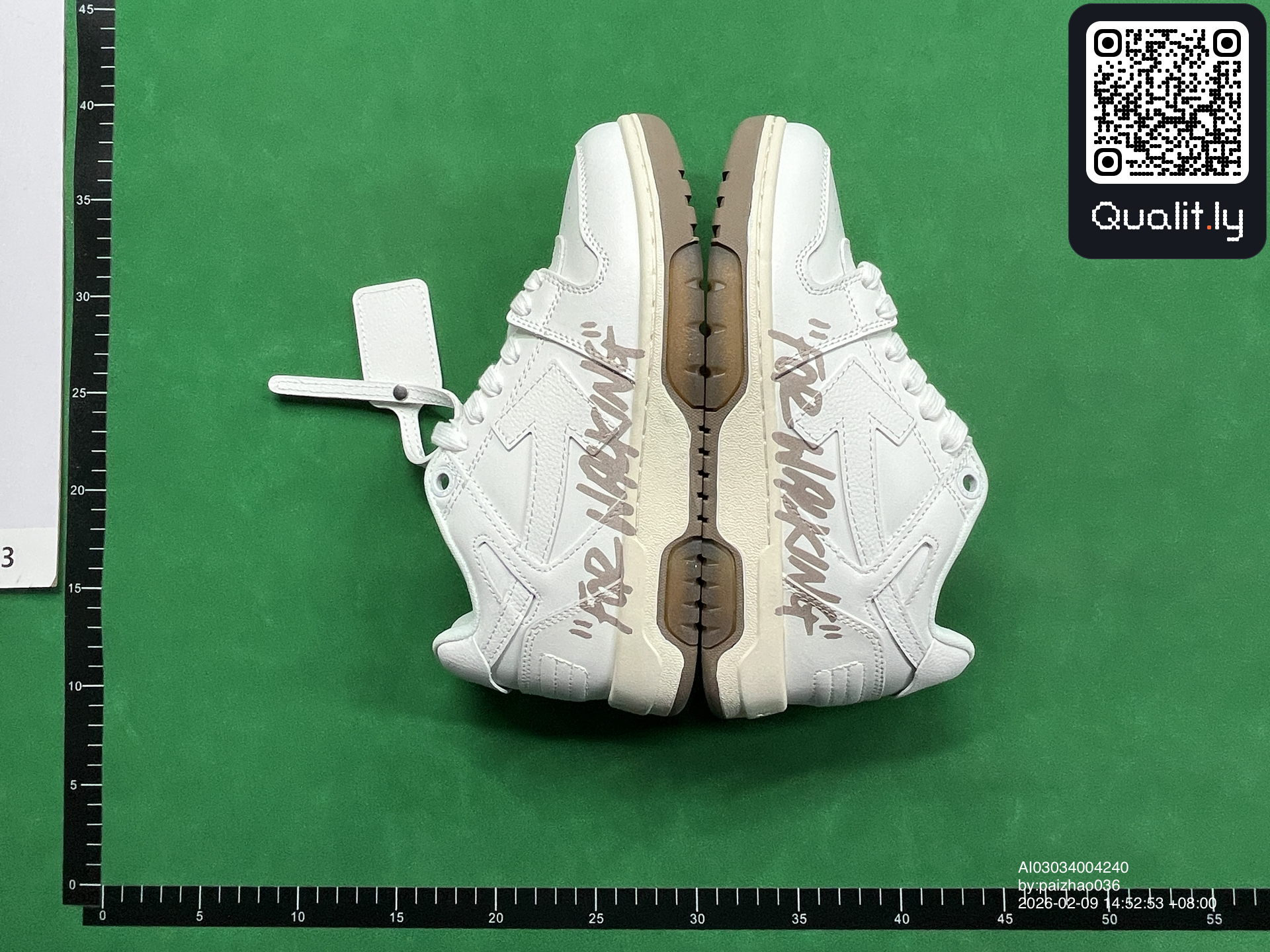 Sneakers — QC-foto 2 av 20