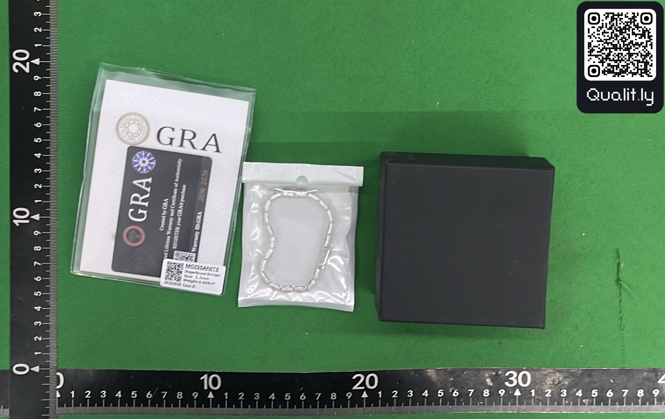 Jewelry QC photo 1 of 3