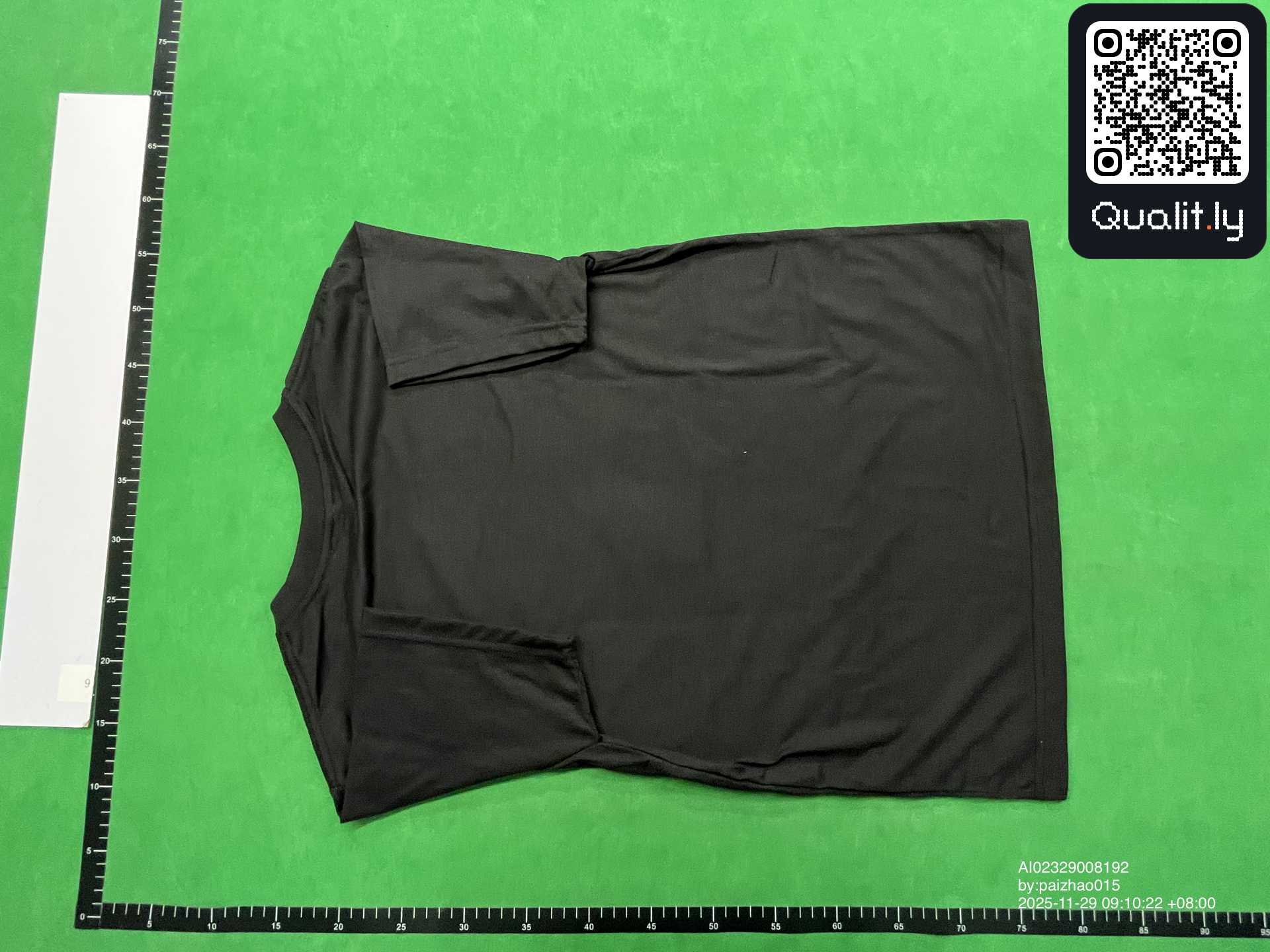 T-shirt — photo QC 2 sur 8