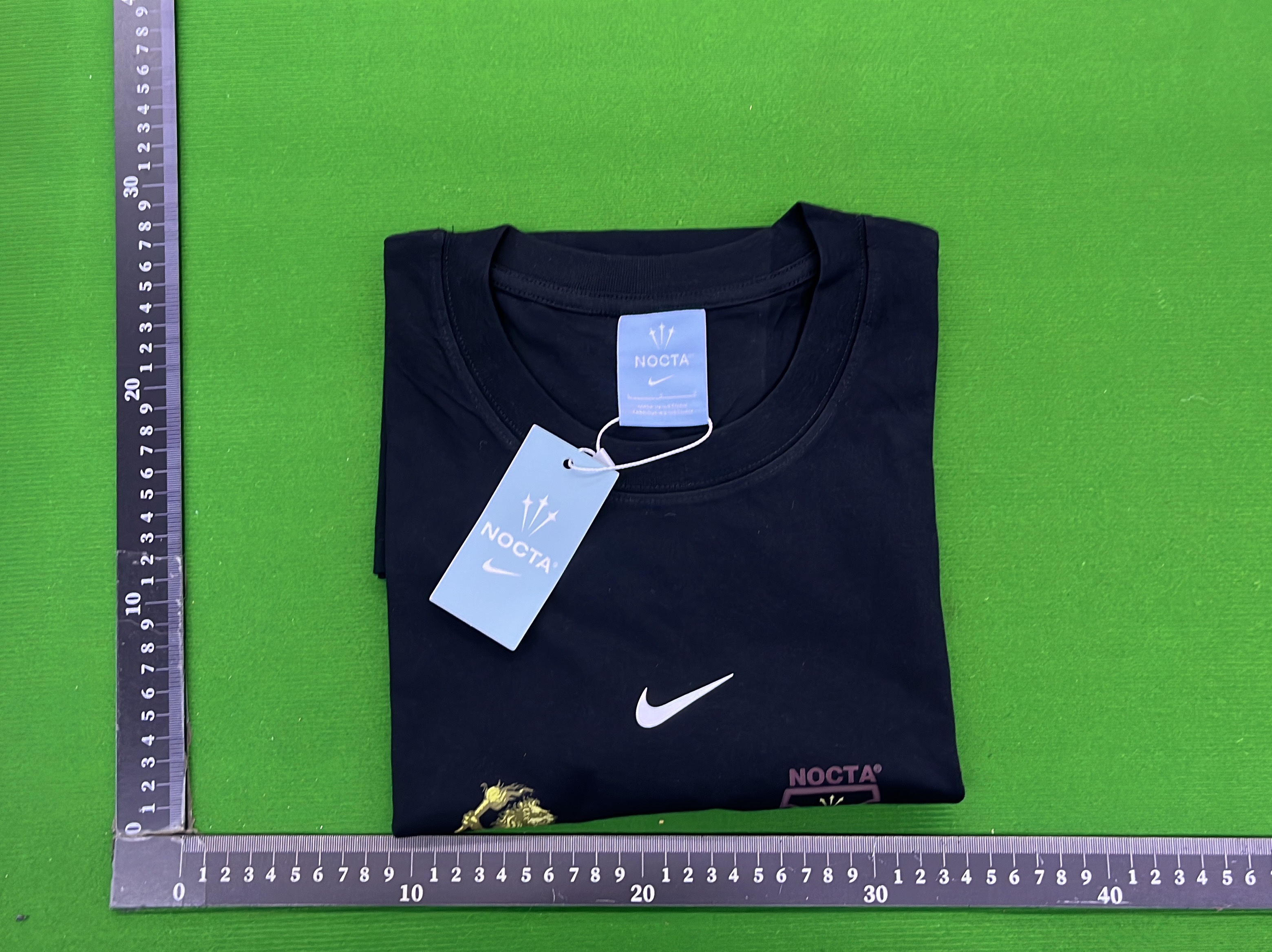 Tricou — fotografie QC 1 din 4