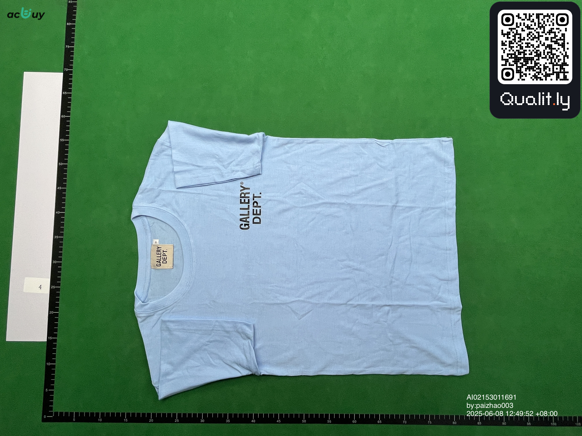 T-shirt — foto QC 3 de 18