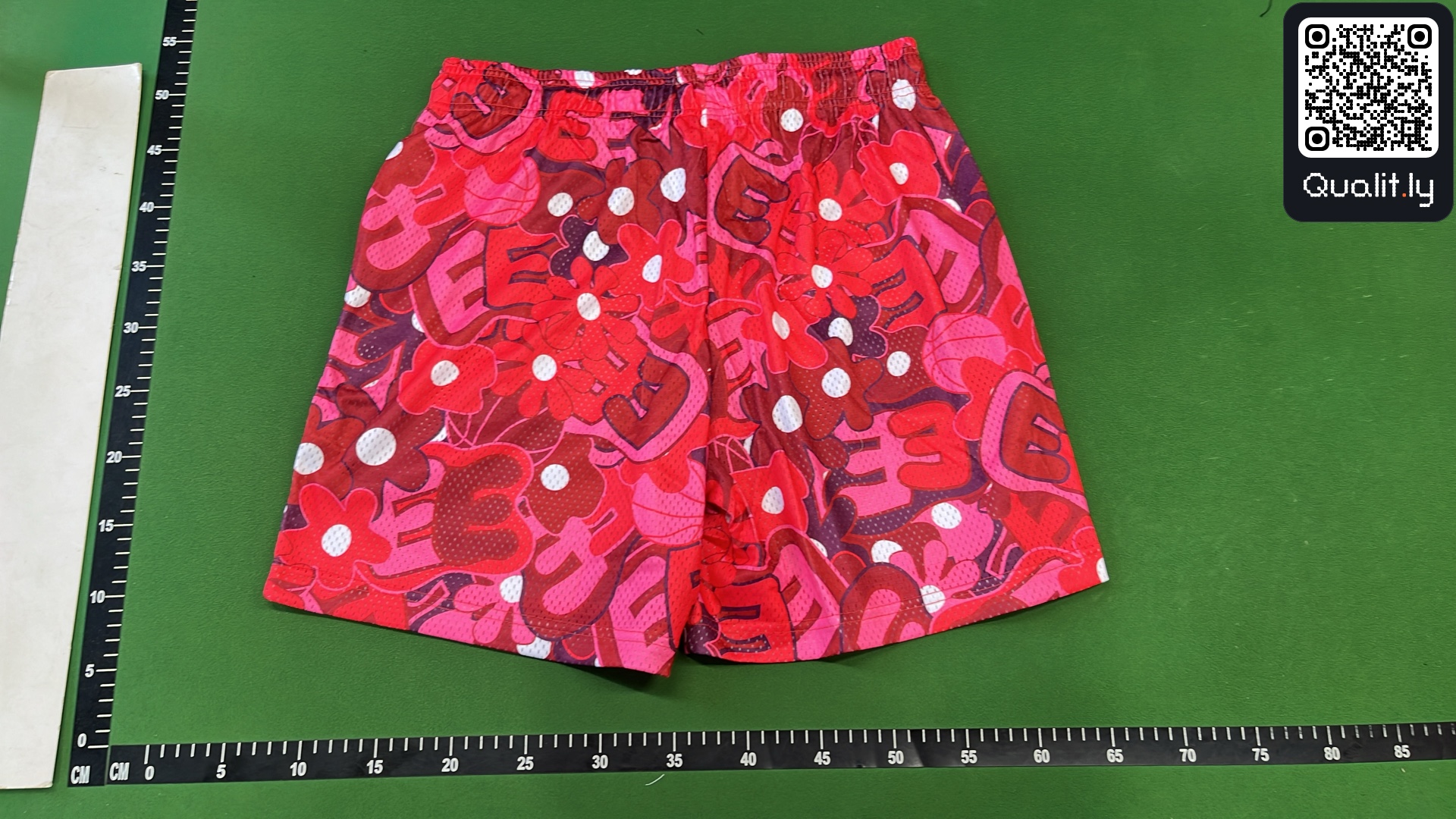 Shorts QC photo 3 of 46