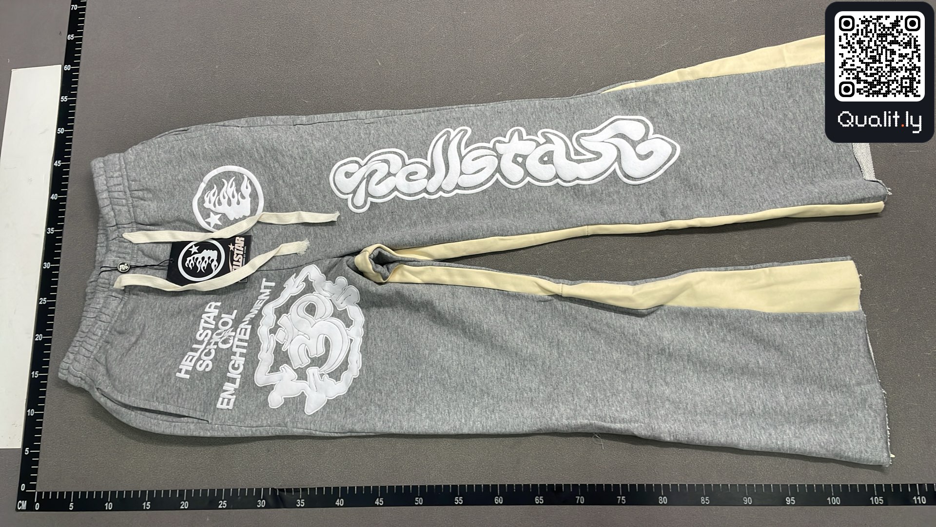 Pants QC photo 2 of 24