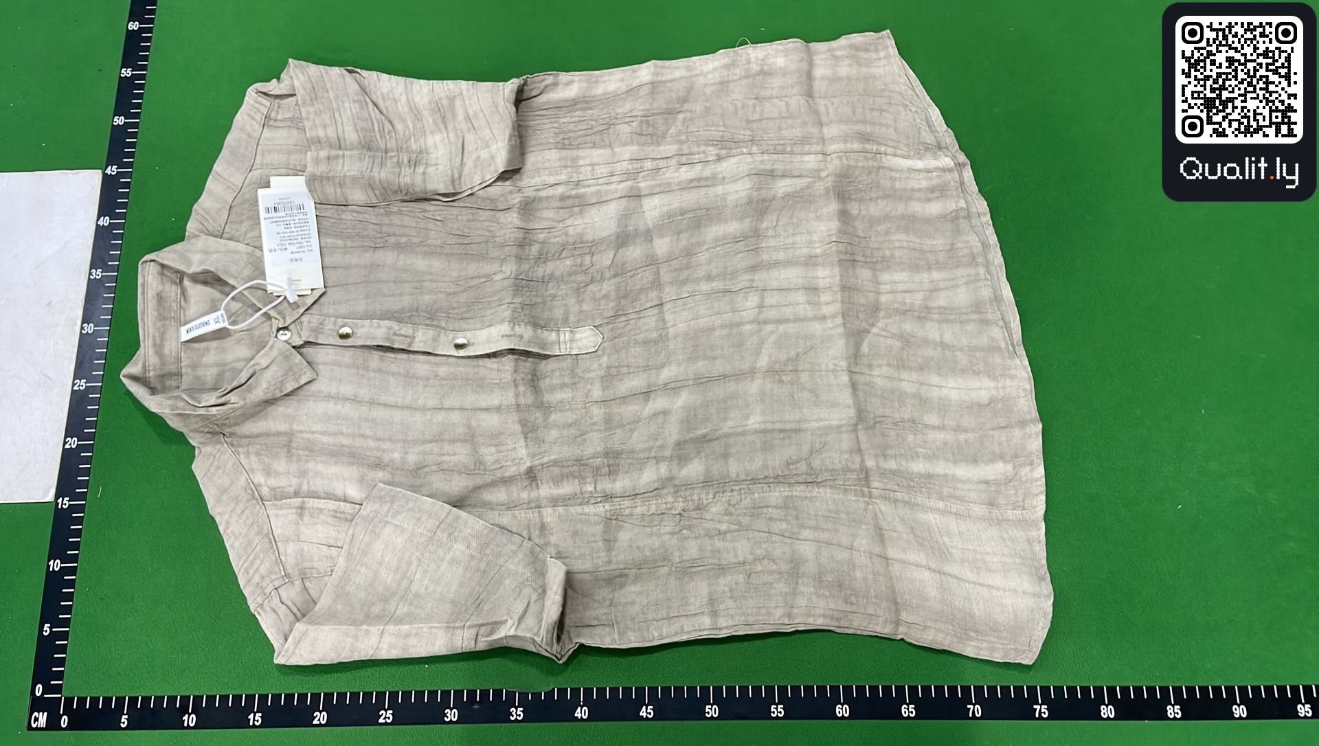 T-shirt — foto QC 2 di 4