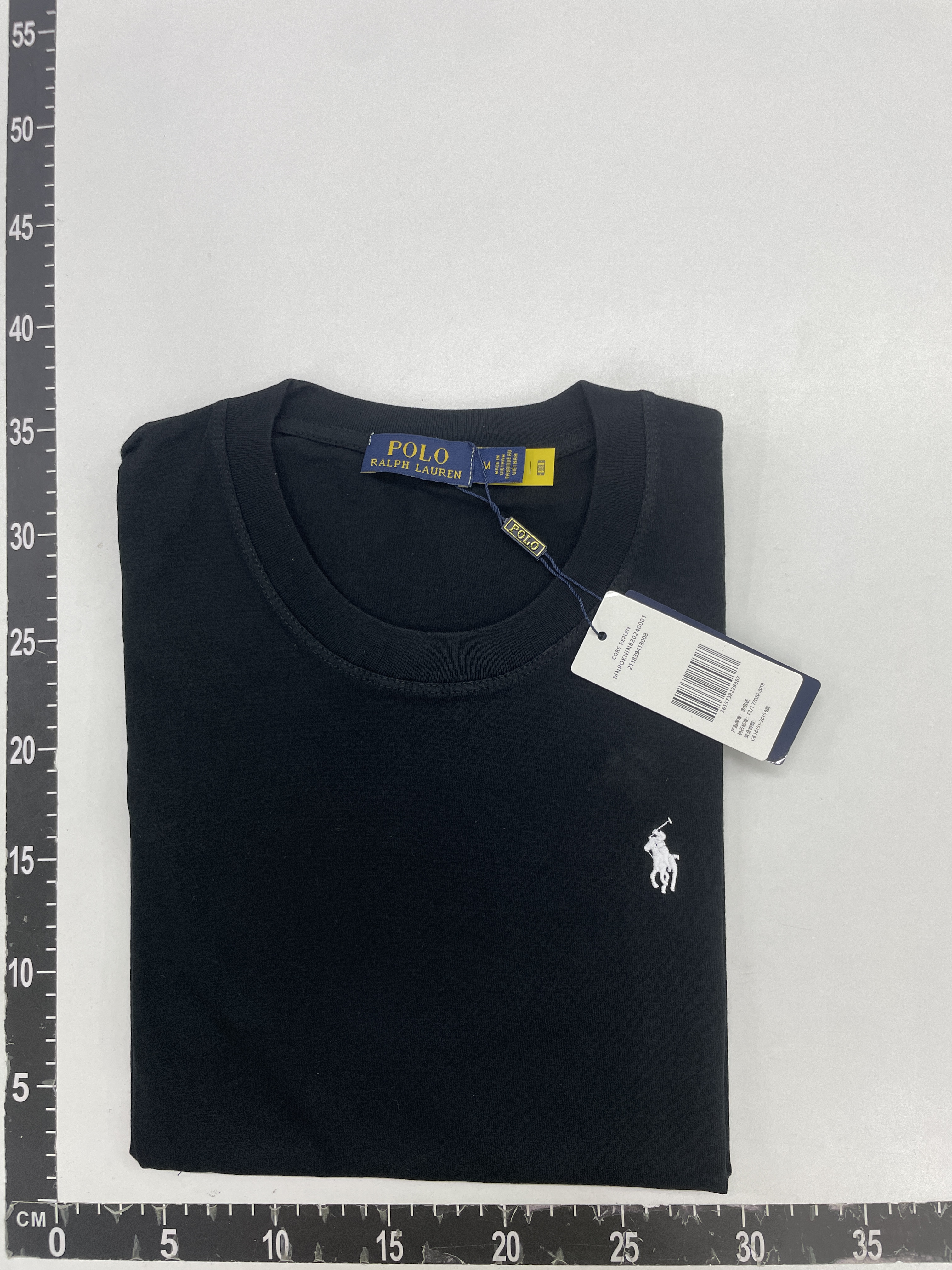 T-shirt — foto QC 1 di 39