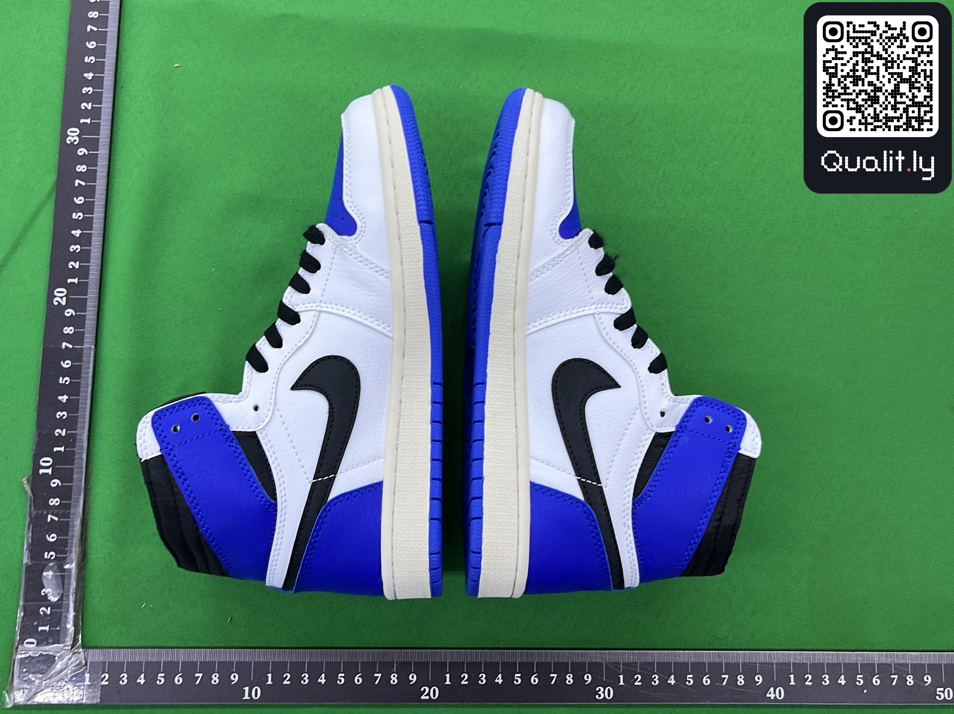 Sneaker — QC-Foto 2 von 6