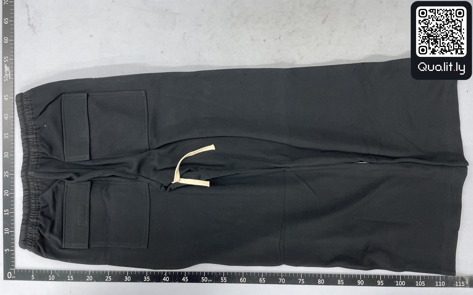 Pants QC photo 2 of 78