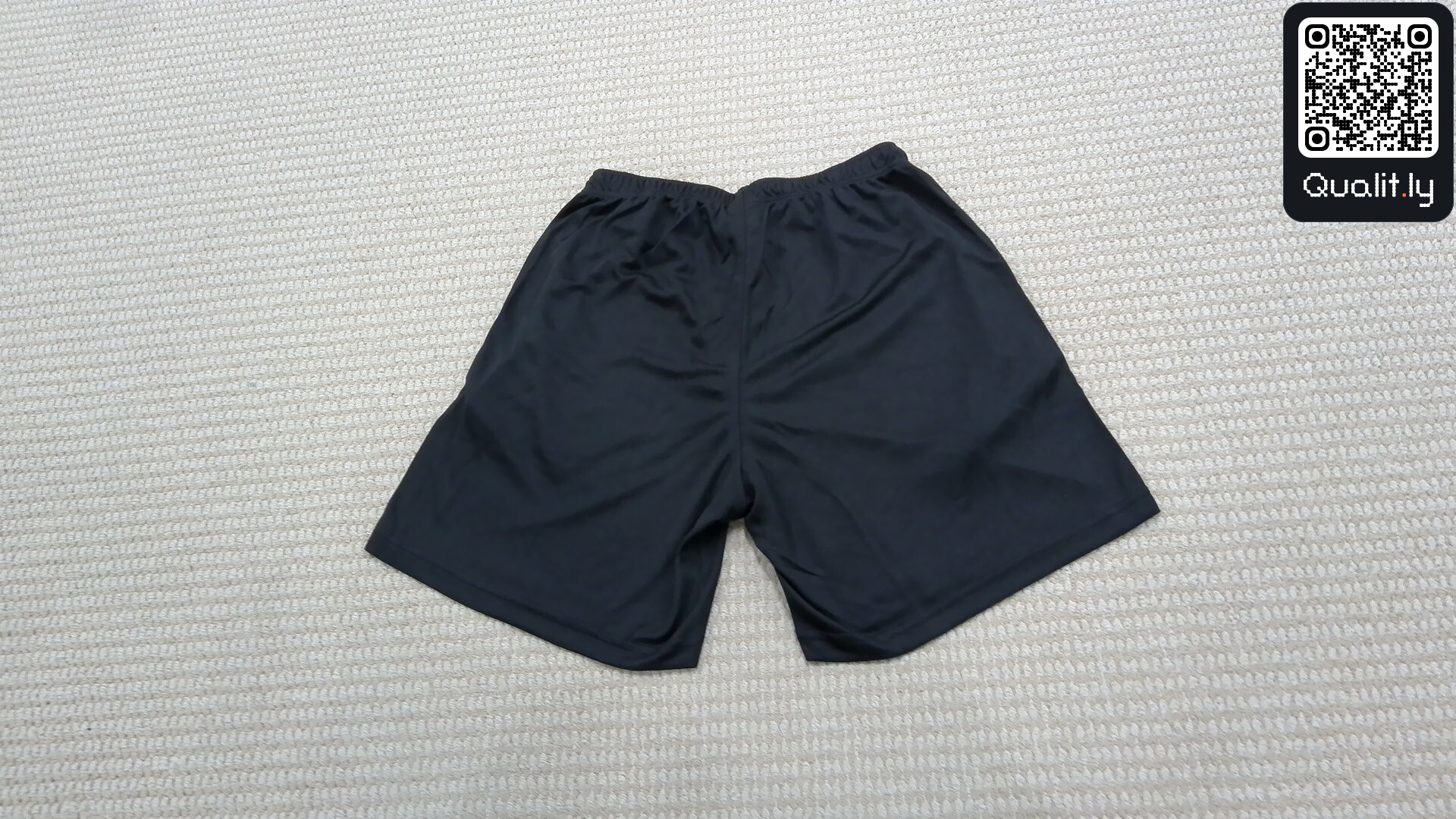 Pantalón corto — foto QC 2 de 10