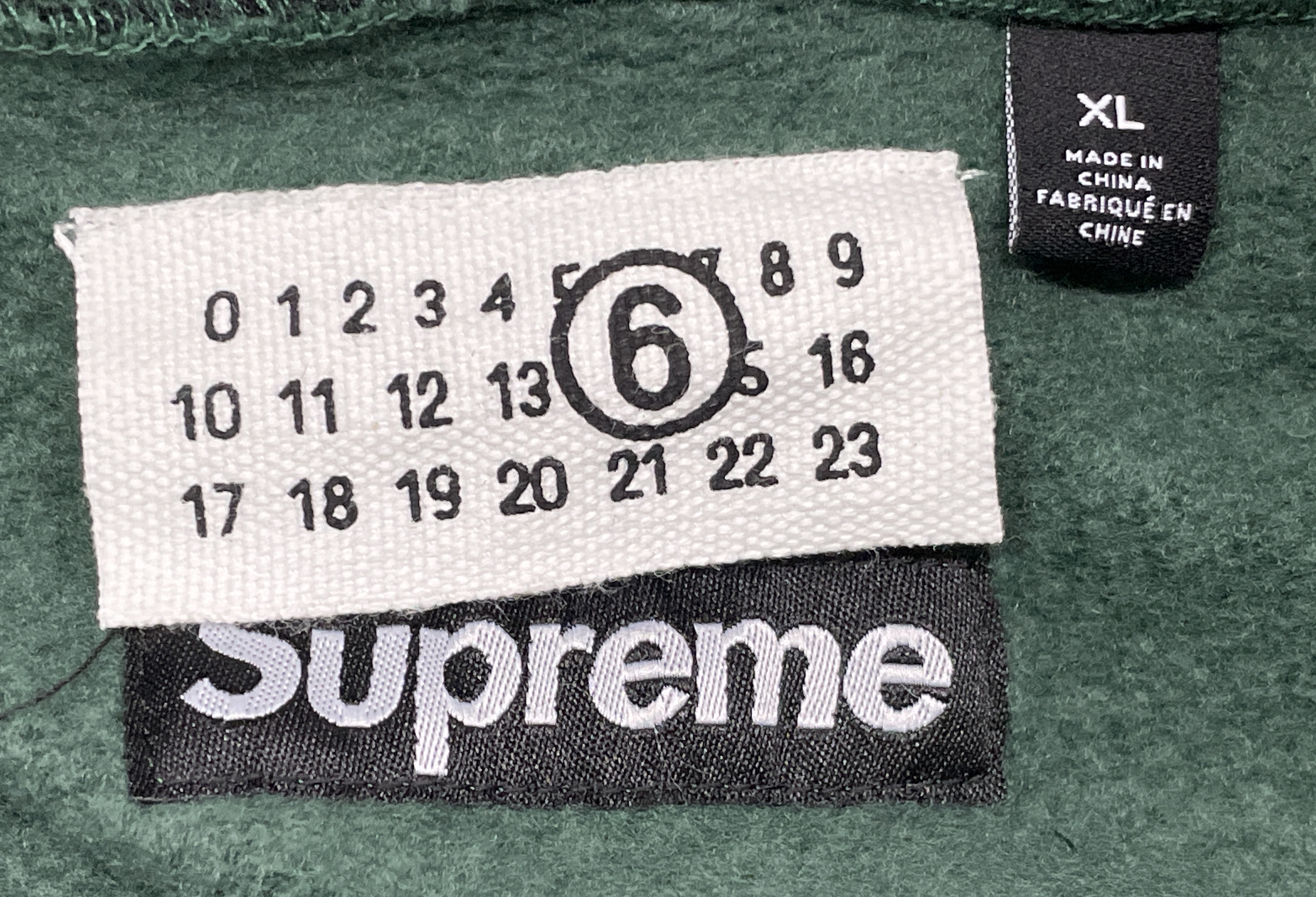 Hoodie — QC-foto 2 van 91