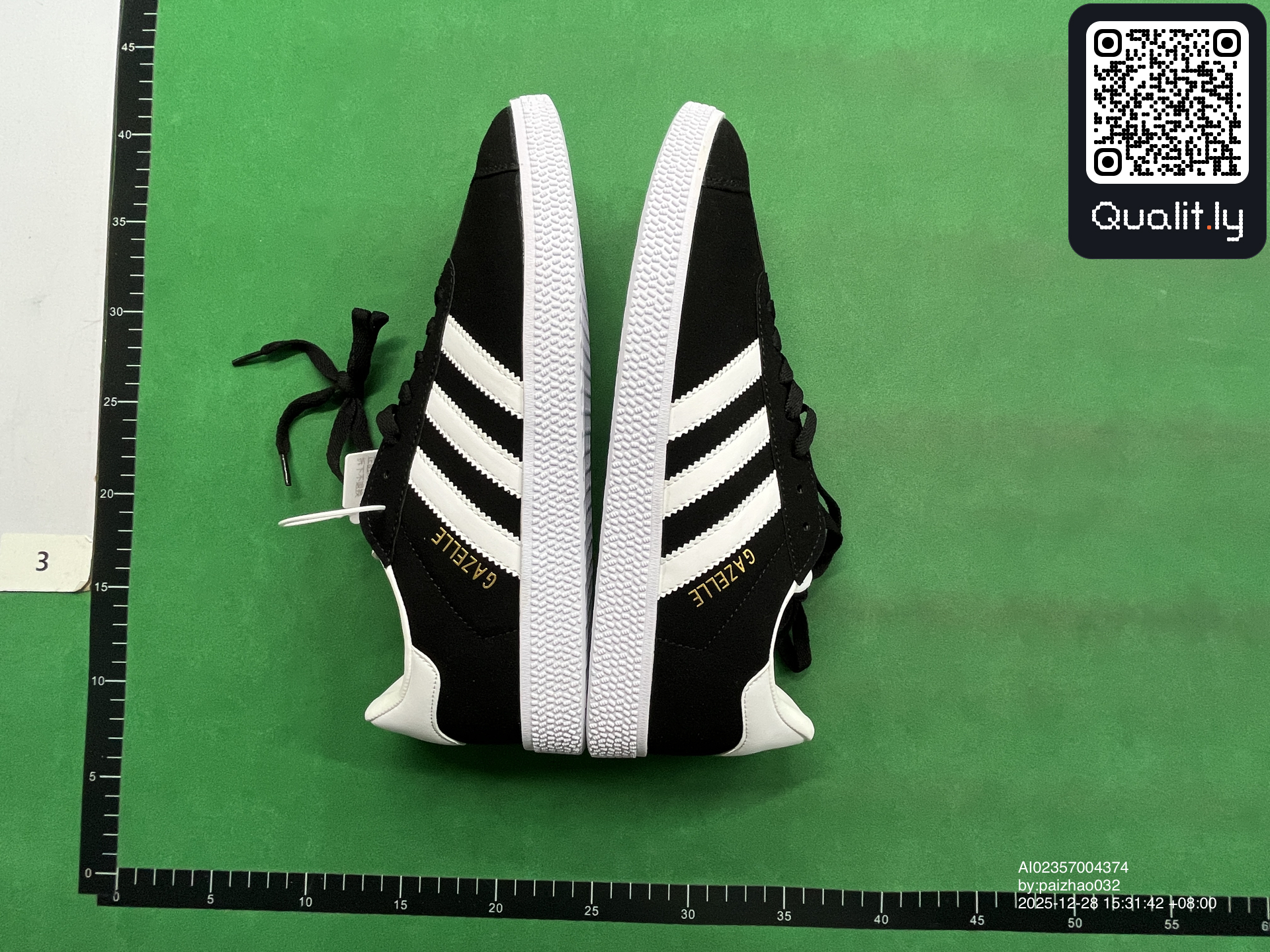 Sneaker — QC-Foto 2 von 26