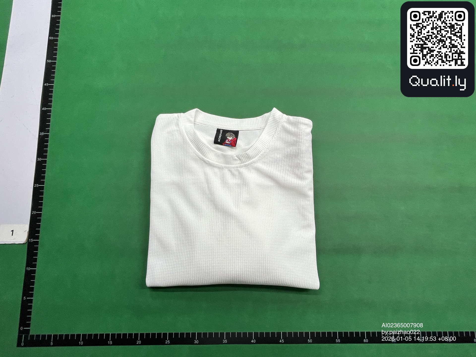 T-shirt — QC-foto 1 av 8