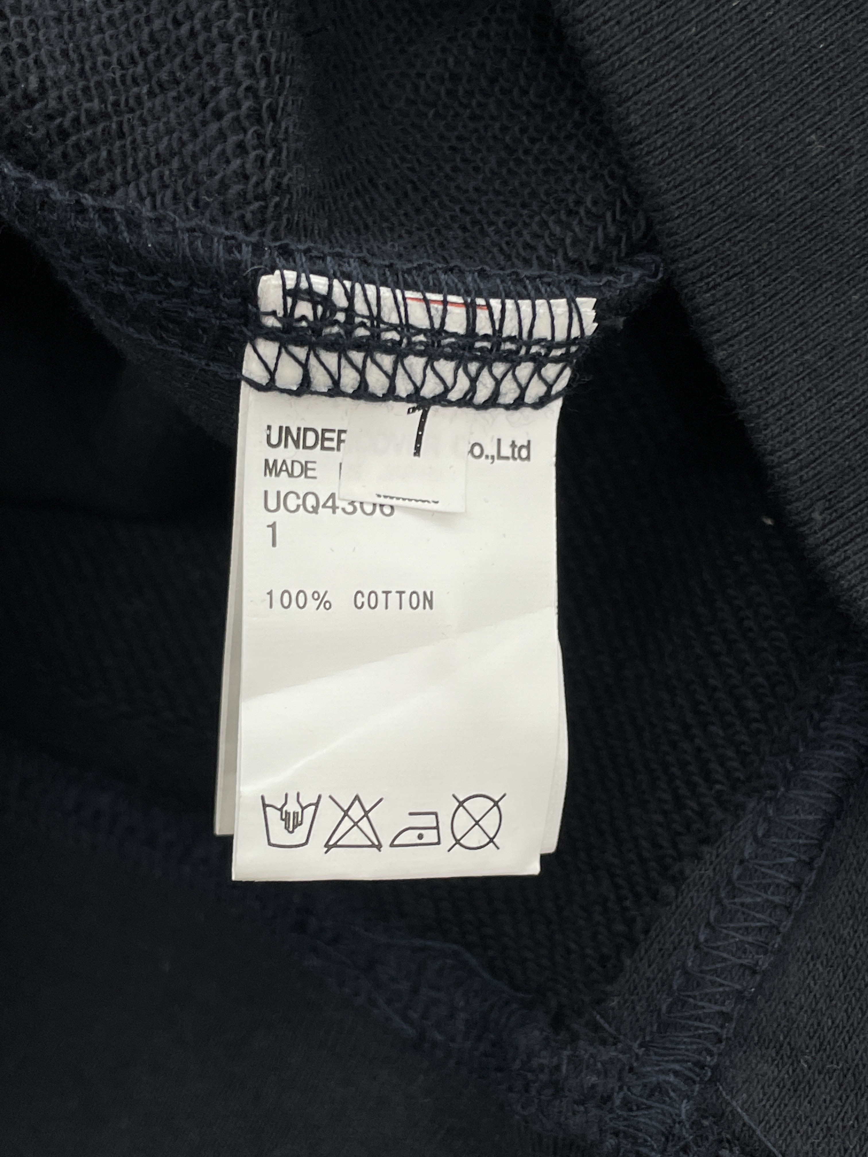 Hoodie — QC-foto 2 av 19
