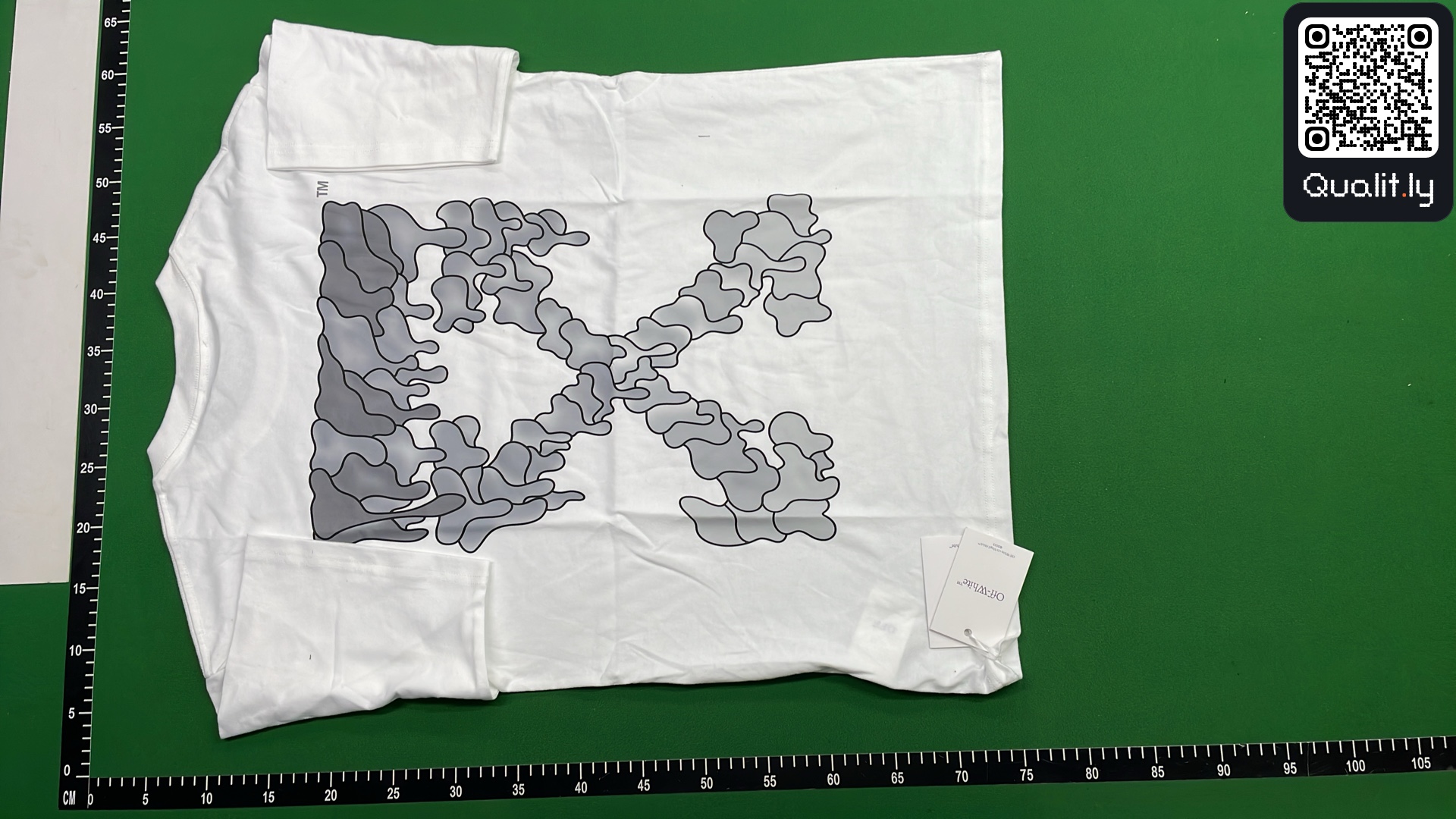 Camiseta — foto QC 3 de 32