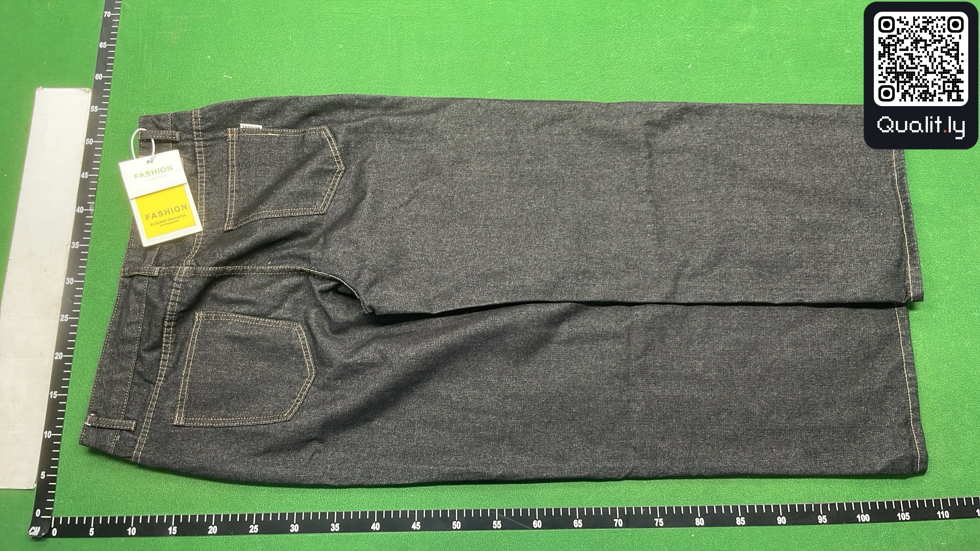 Jeans QC photo 3 of 12