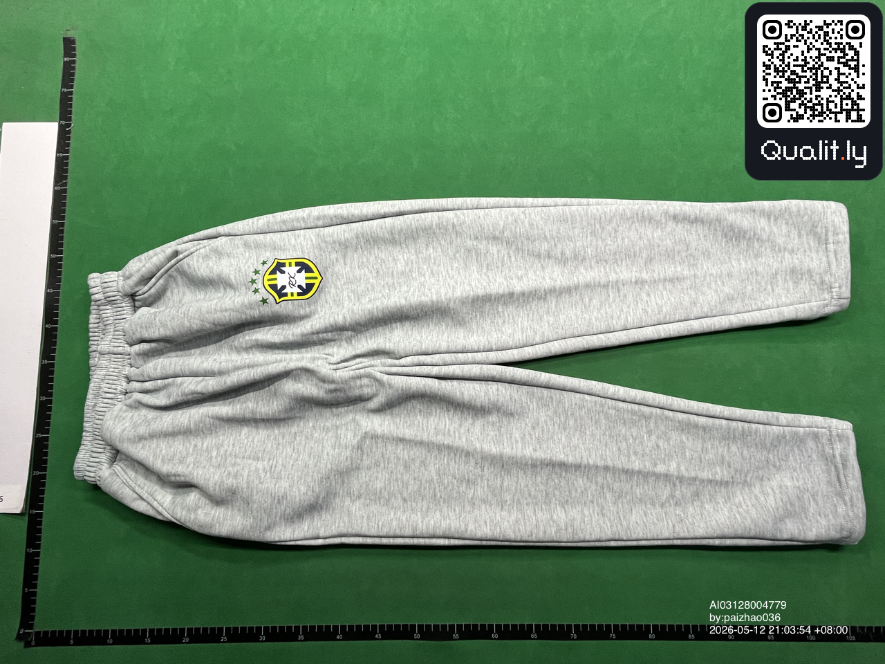 Hoodie QC photo 3 of 92