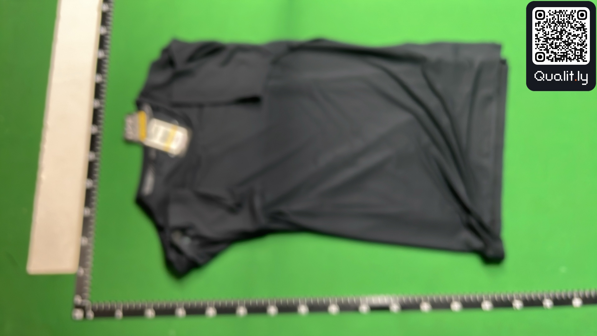 T-shirt — QC-foto 2 av 4