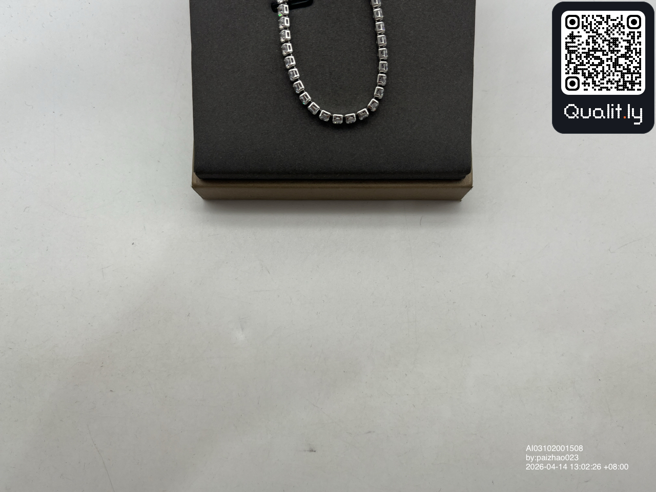 Schmuck — QC-Foto 2 von 3