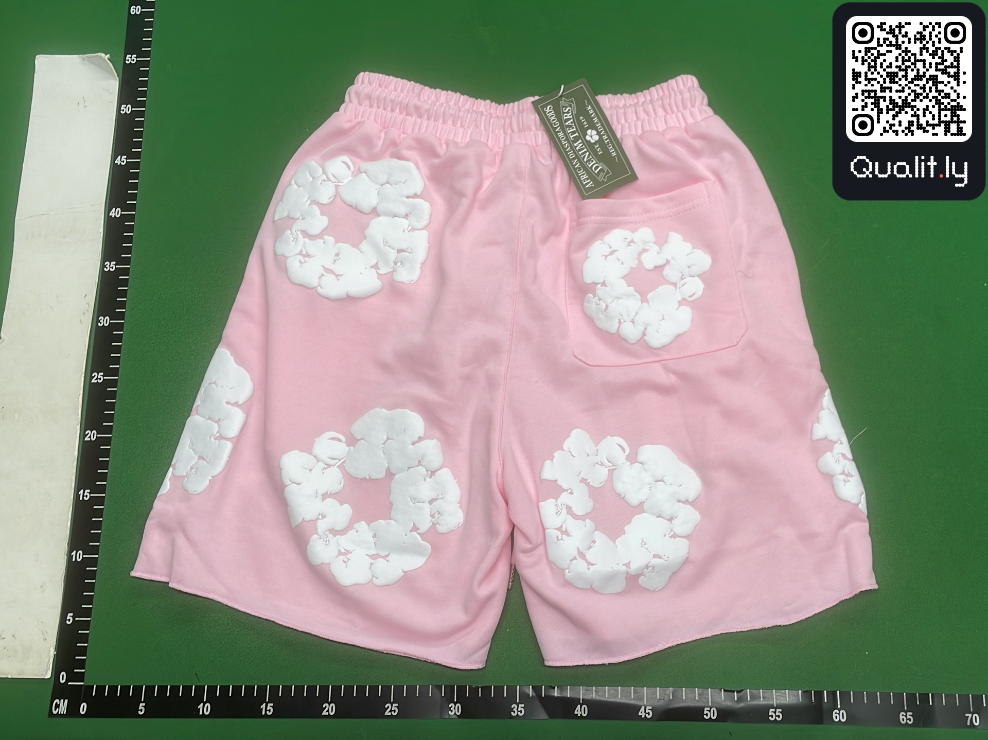 Shorts QC photo 3 of 12