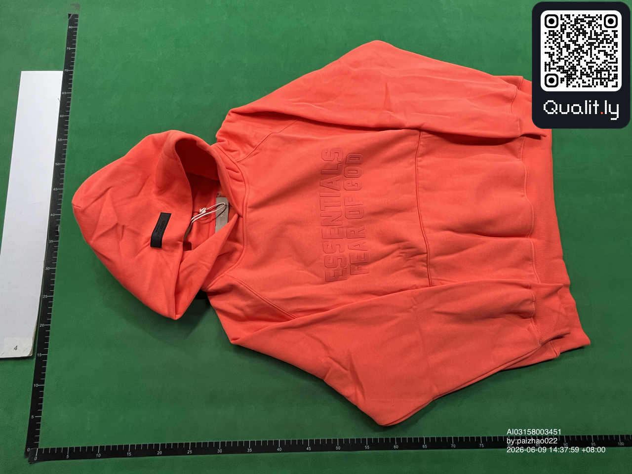 Hoodie QC photo 3 of 23