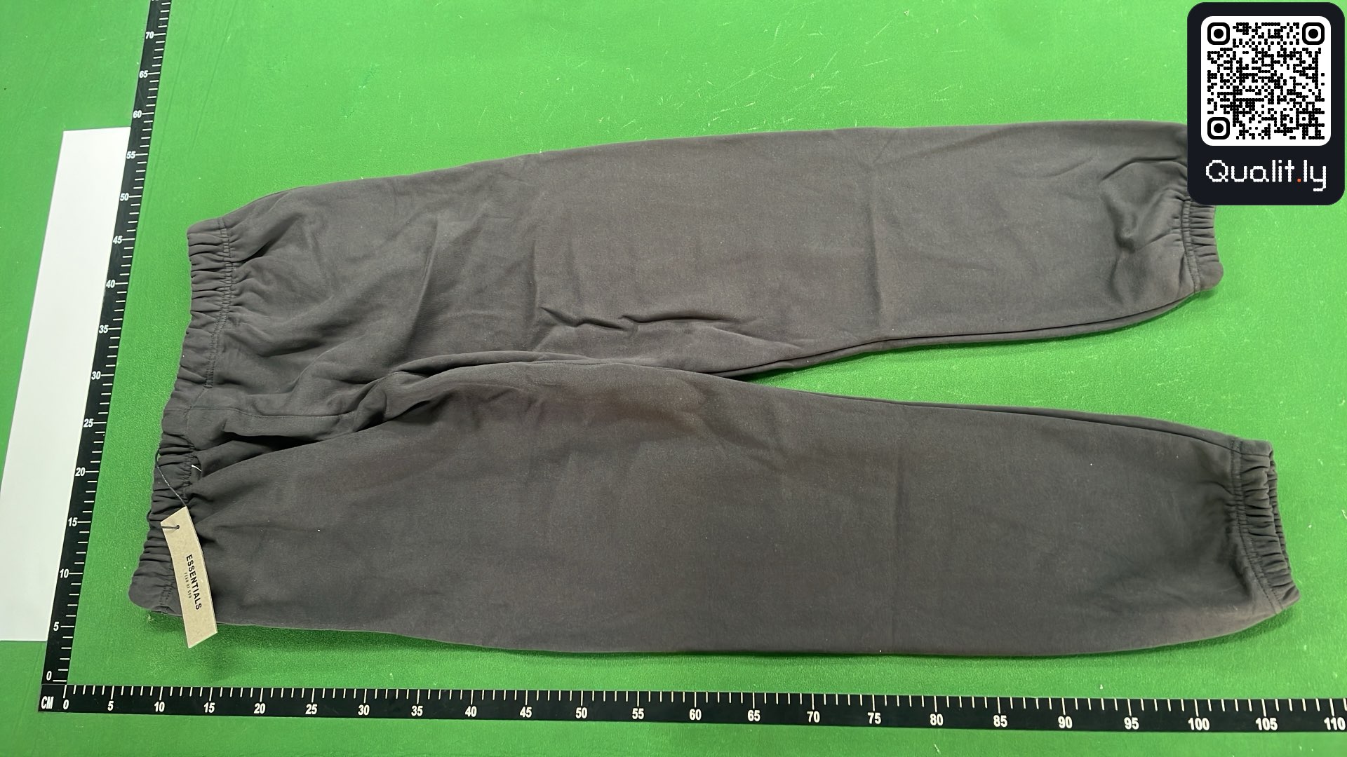 Pants QC photo 3 of 8
