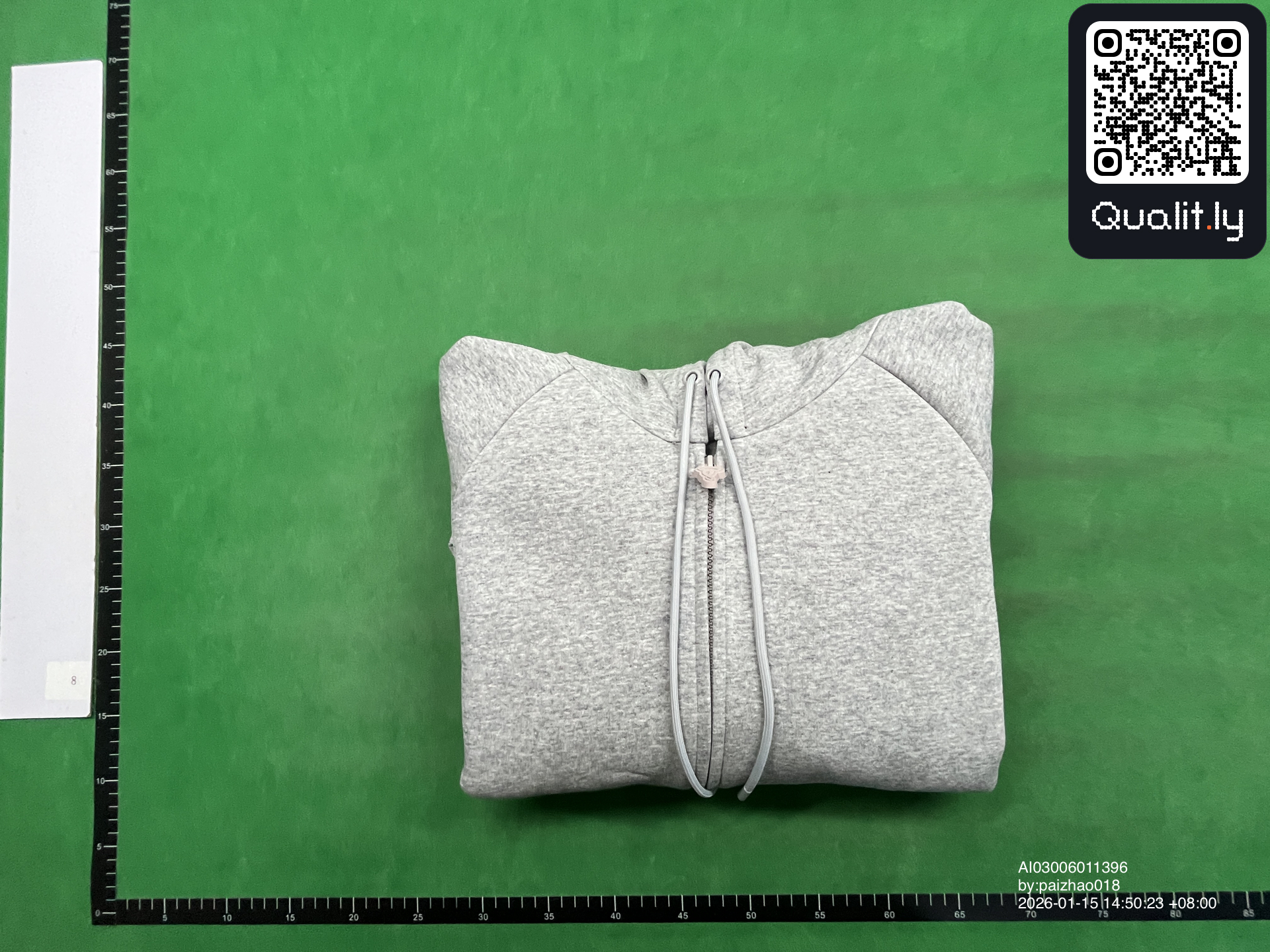 Hoodie — QC-foto 1 av 8
