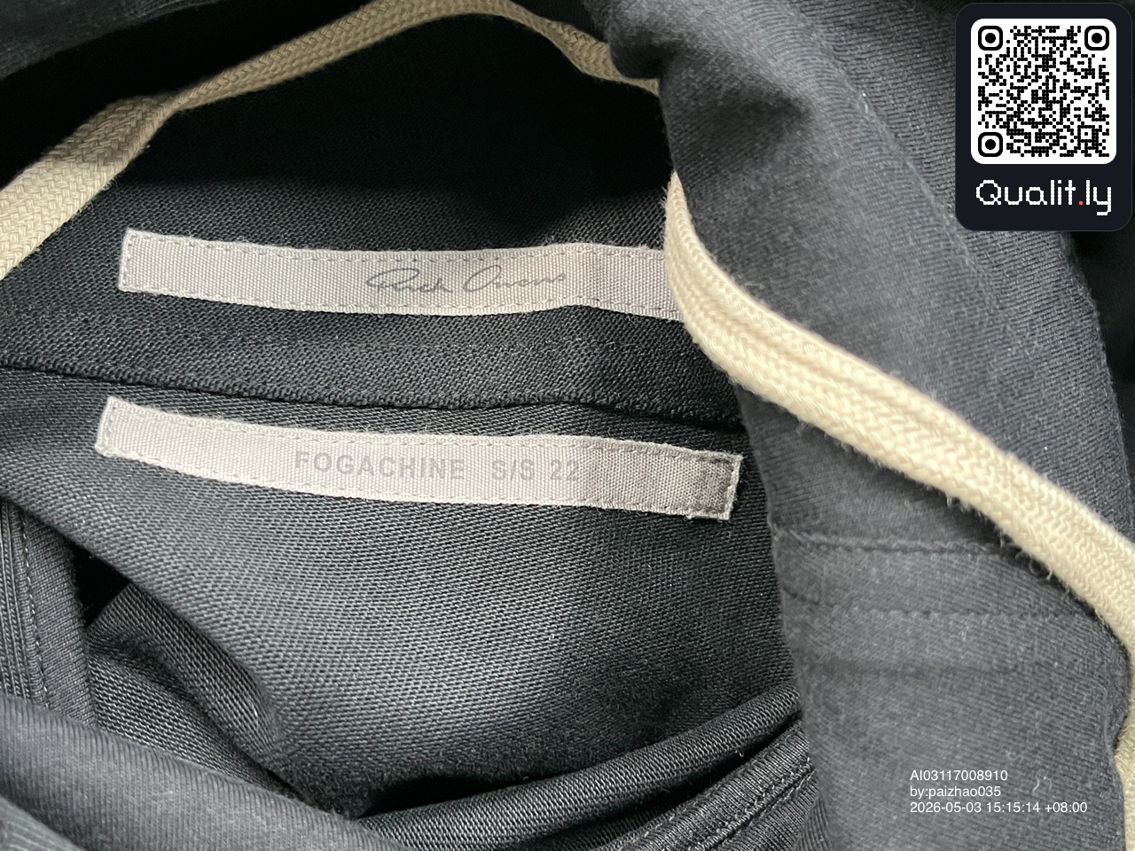 Hoodie — QC-Foto 1 von 38