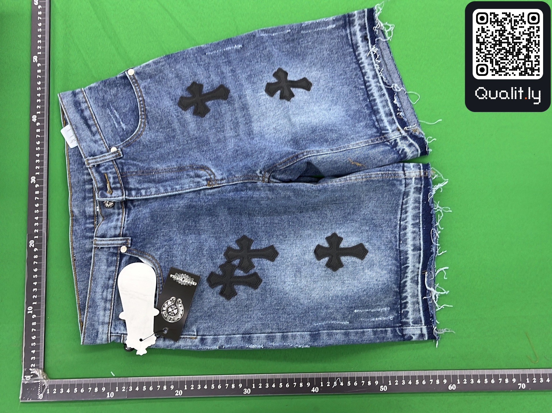Shorts QC photo 3 of 9
