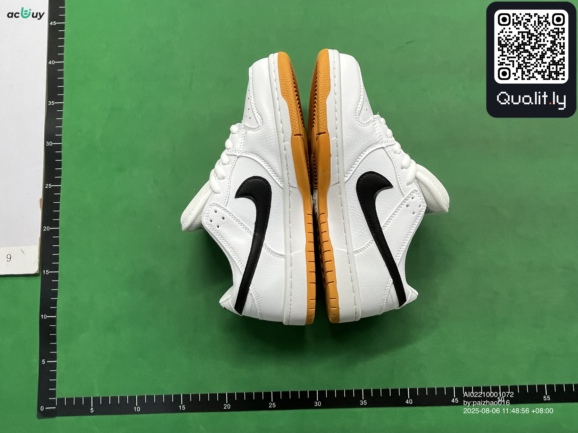 Sneakers — QC-foto 3 av 16