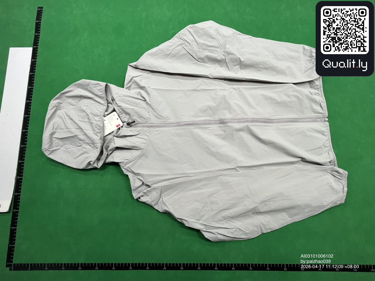 Jacket QC photo 3 of 14