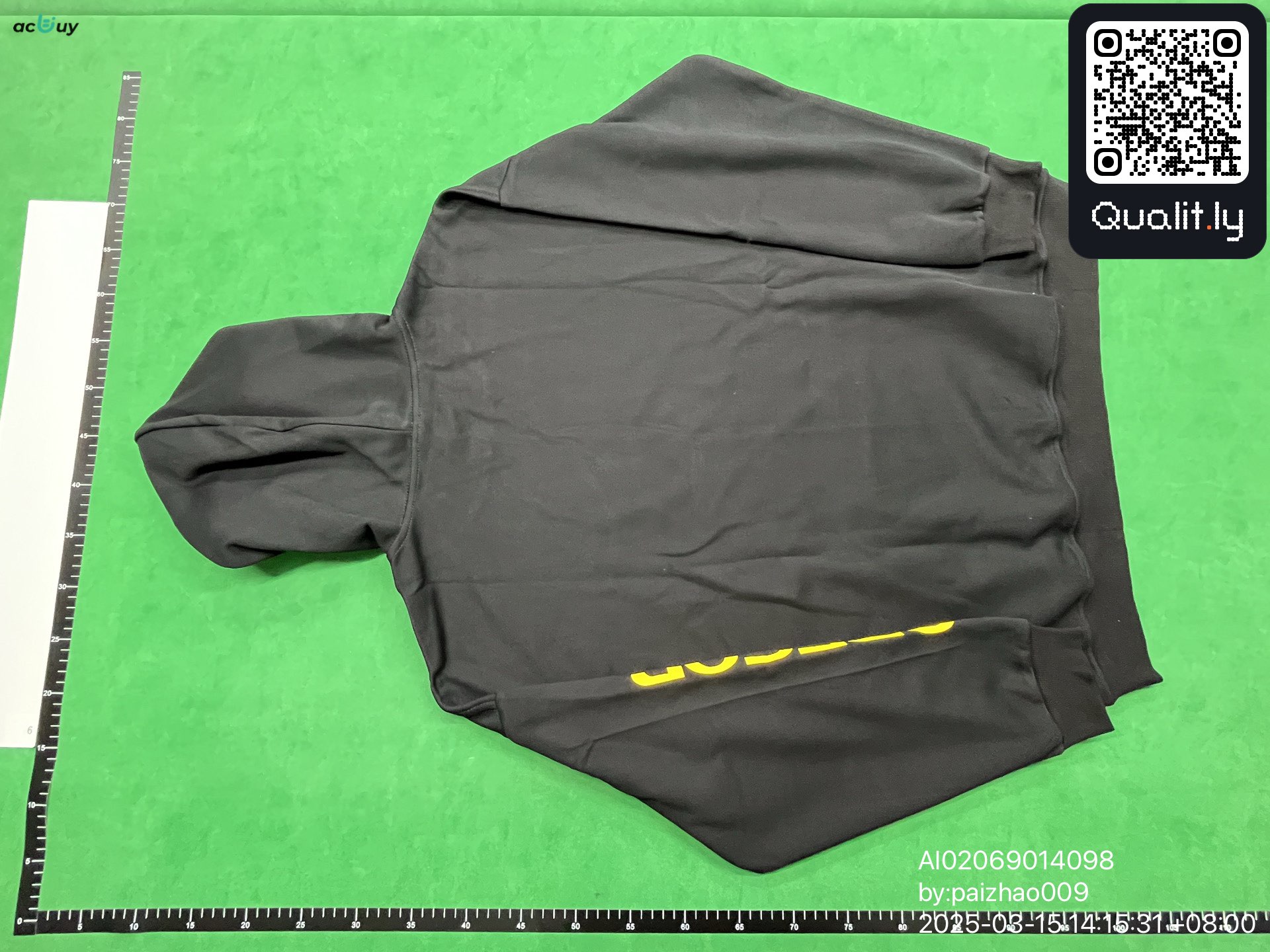 Sweatshirt — QC-Foto 2 von 4