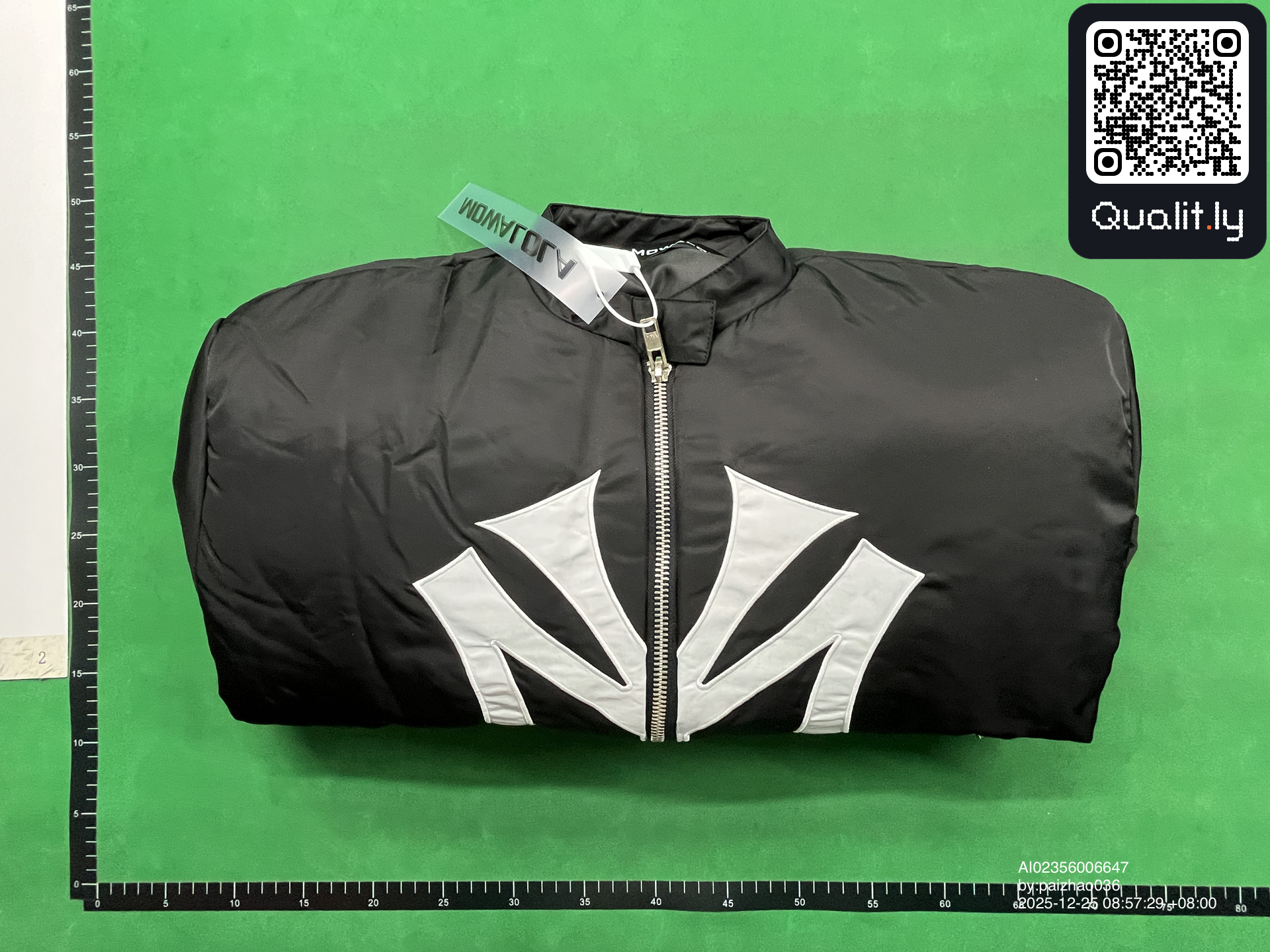 Jacket QC photo 1 of 18