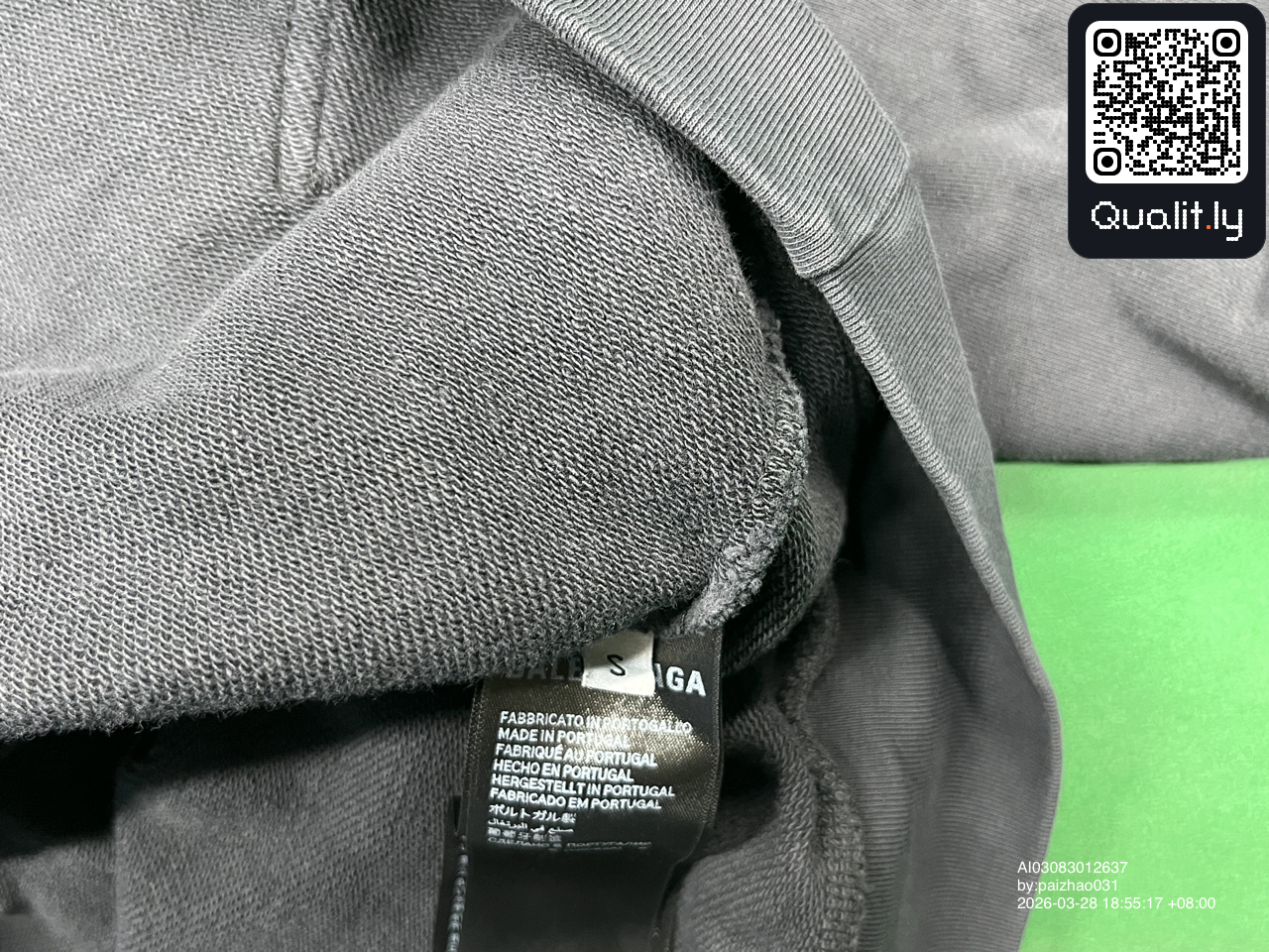 Hoodie QC photo 1 of 18