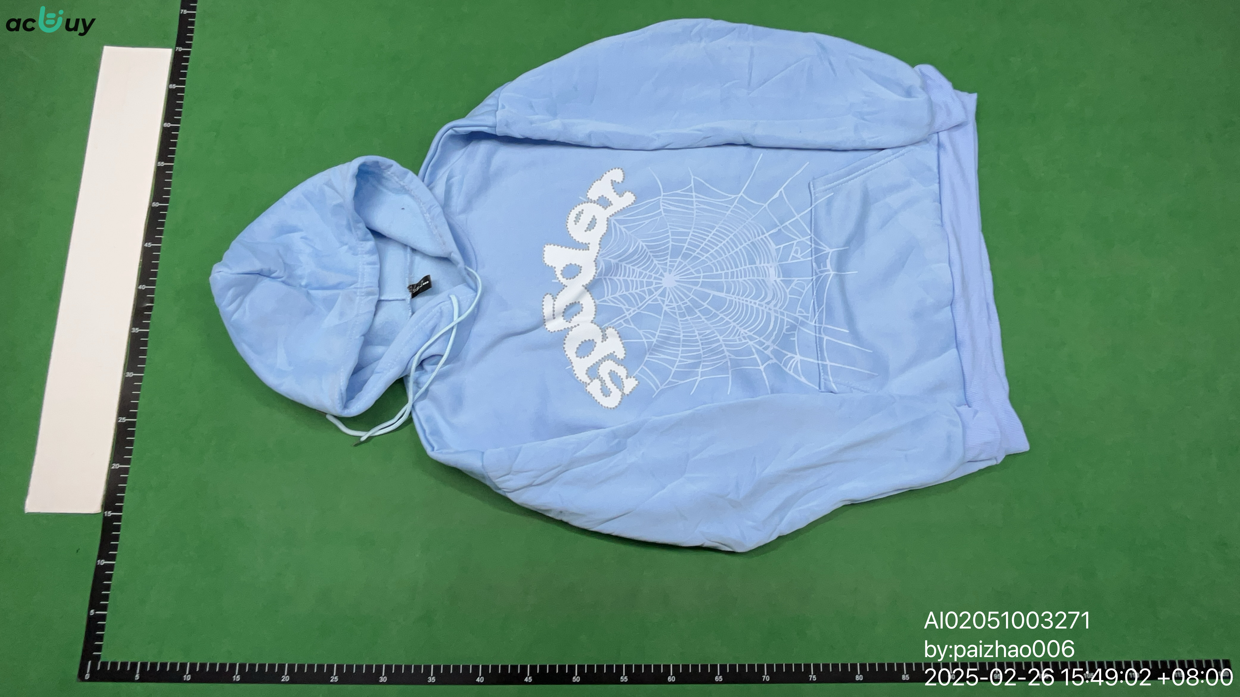 Hoodie QC photo 3 of 16