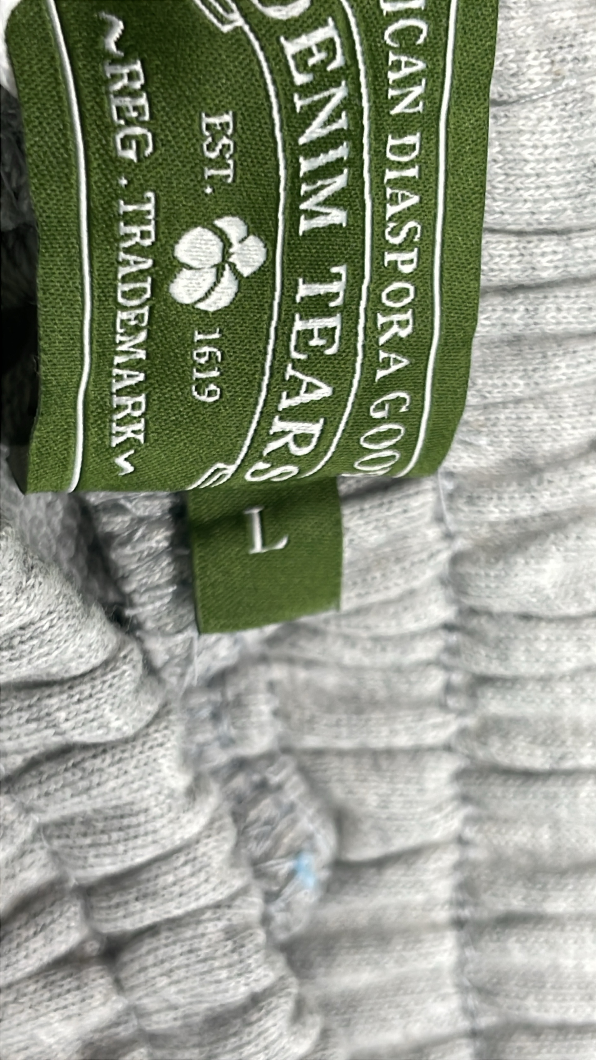 Hoodie QC photo 1 of 44