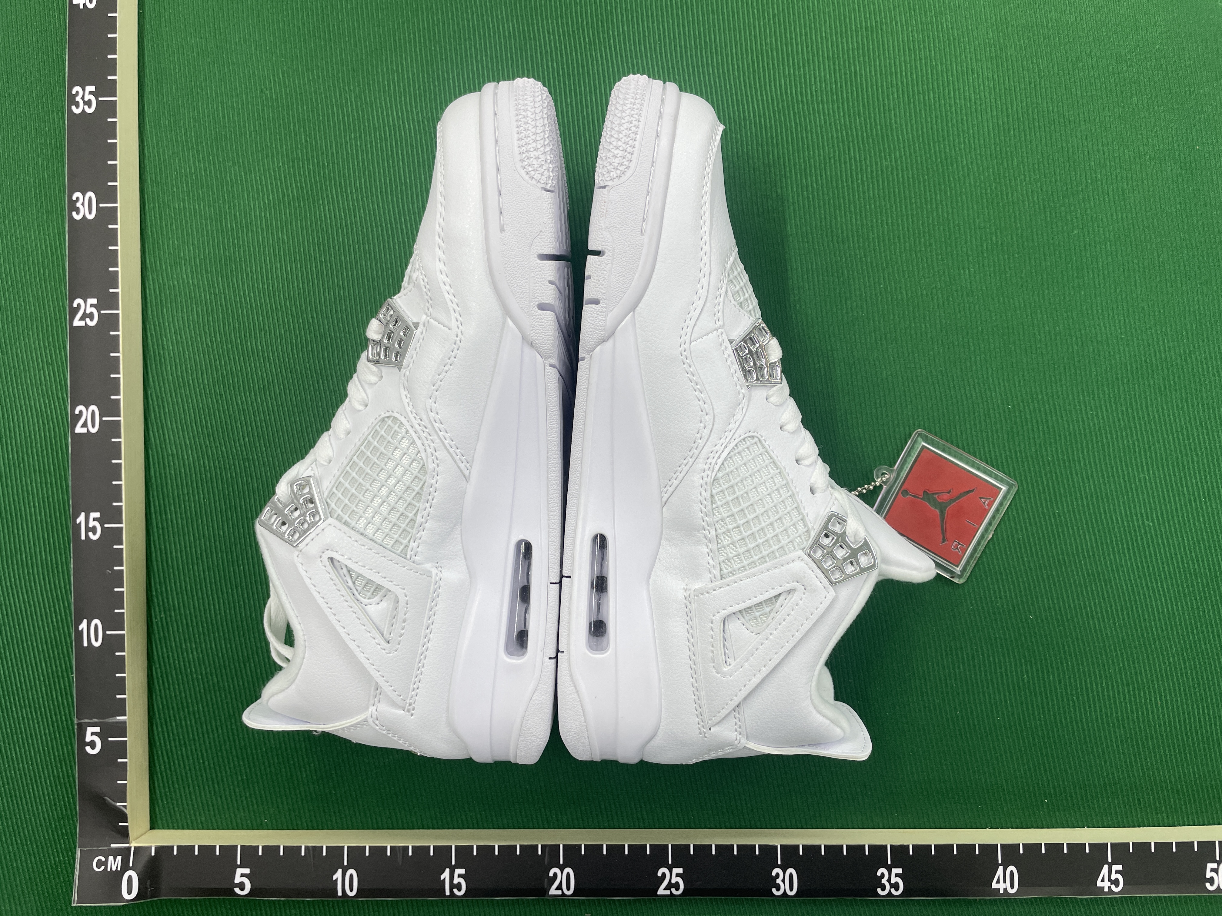 Sneakers — foto QC 3 di 7