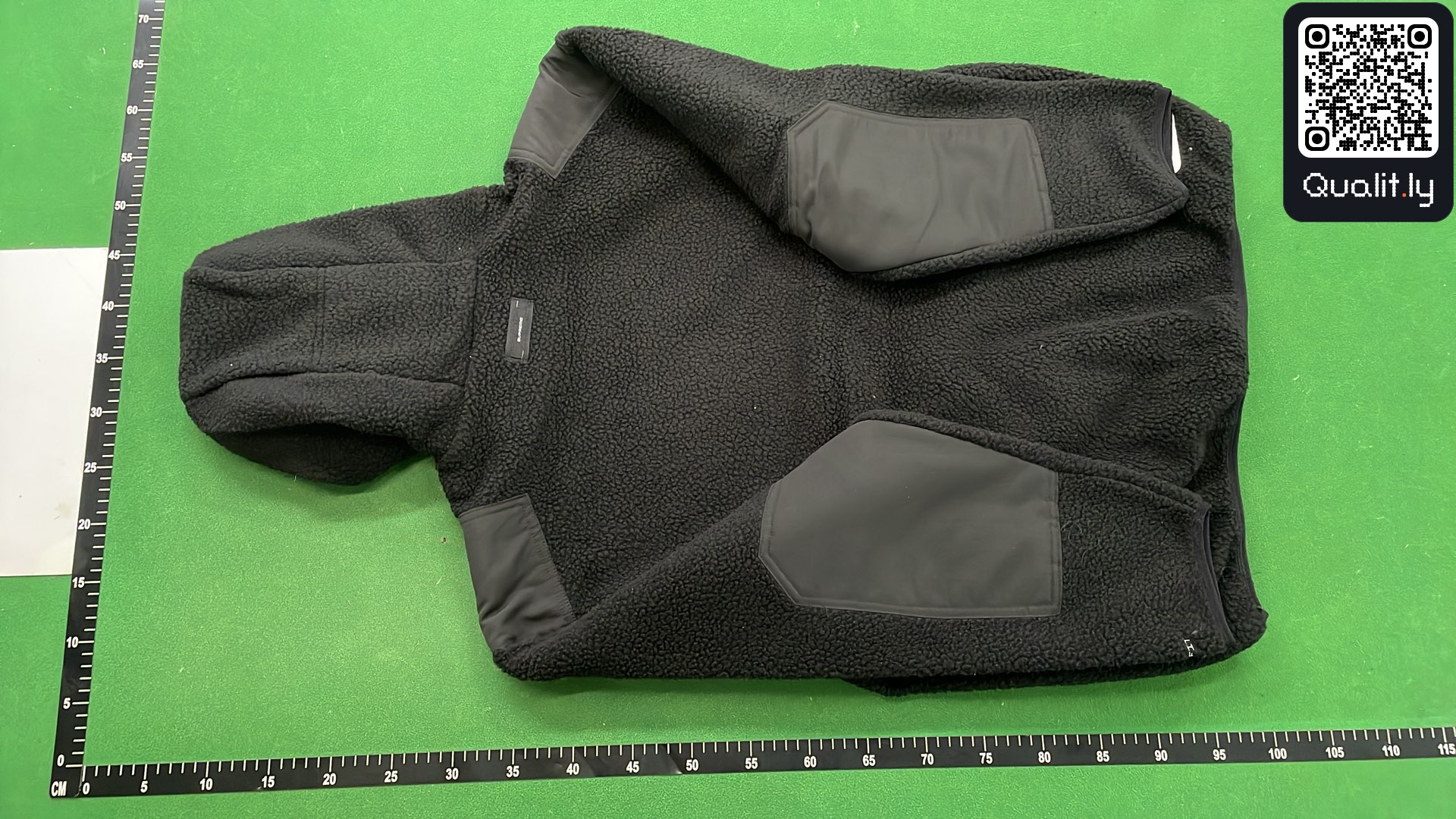 Hoodie — QC-foto 3 van 8