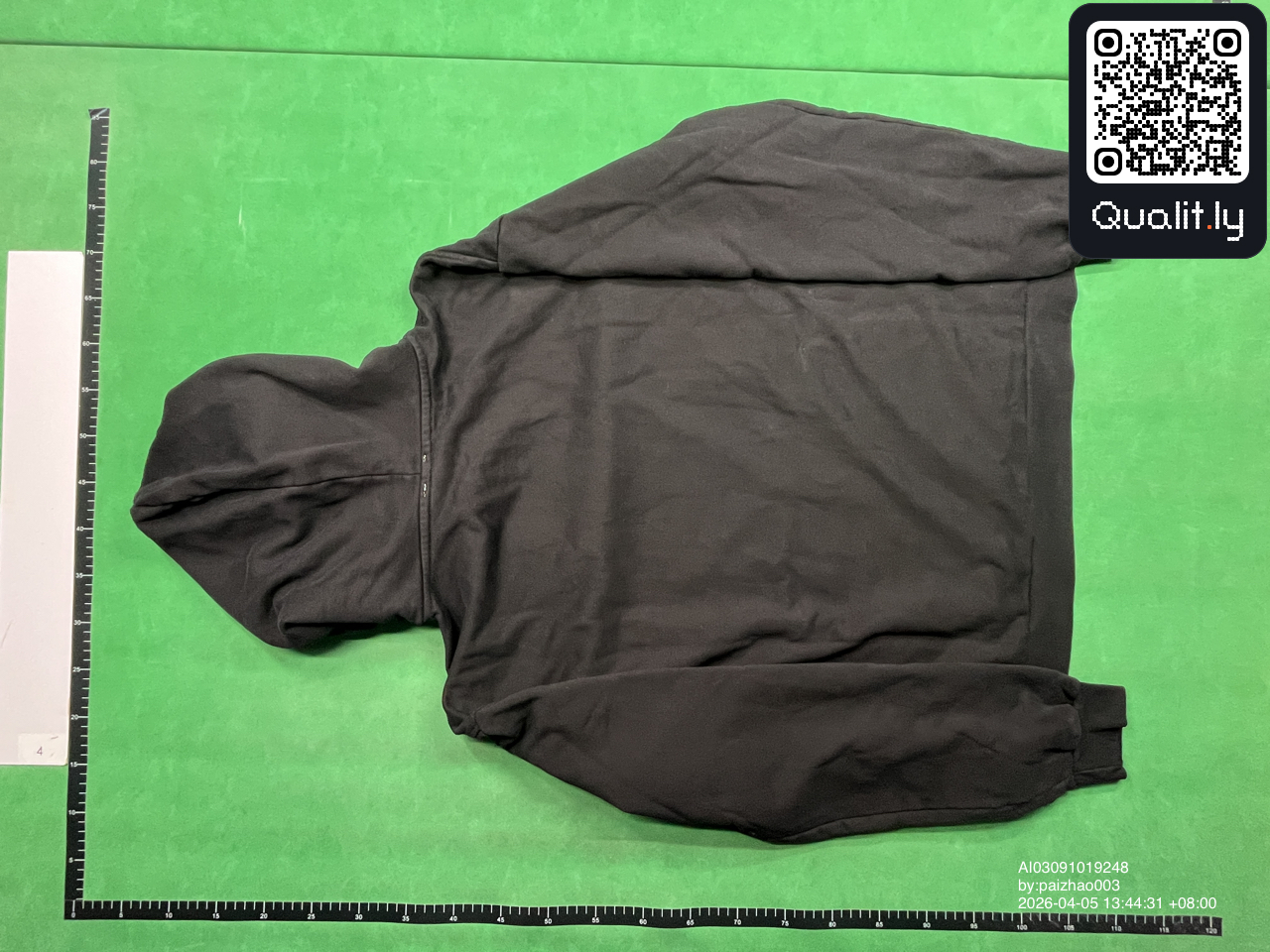 Hoodie QC photo 2 of 4