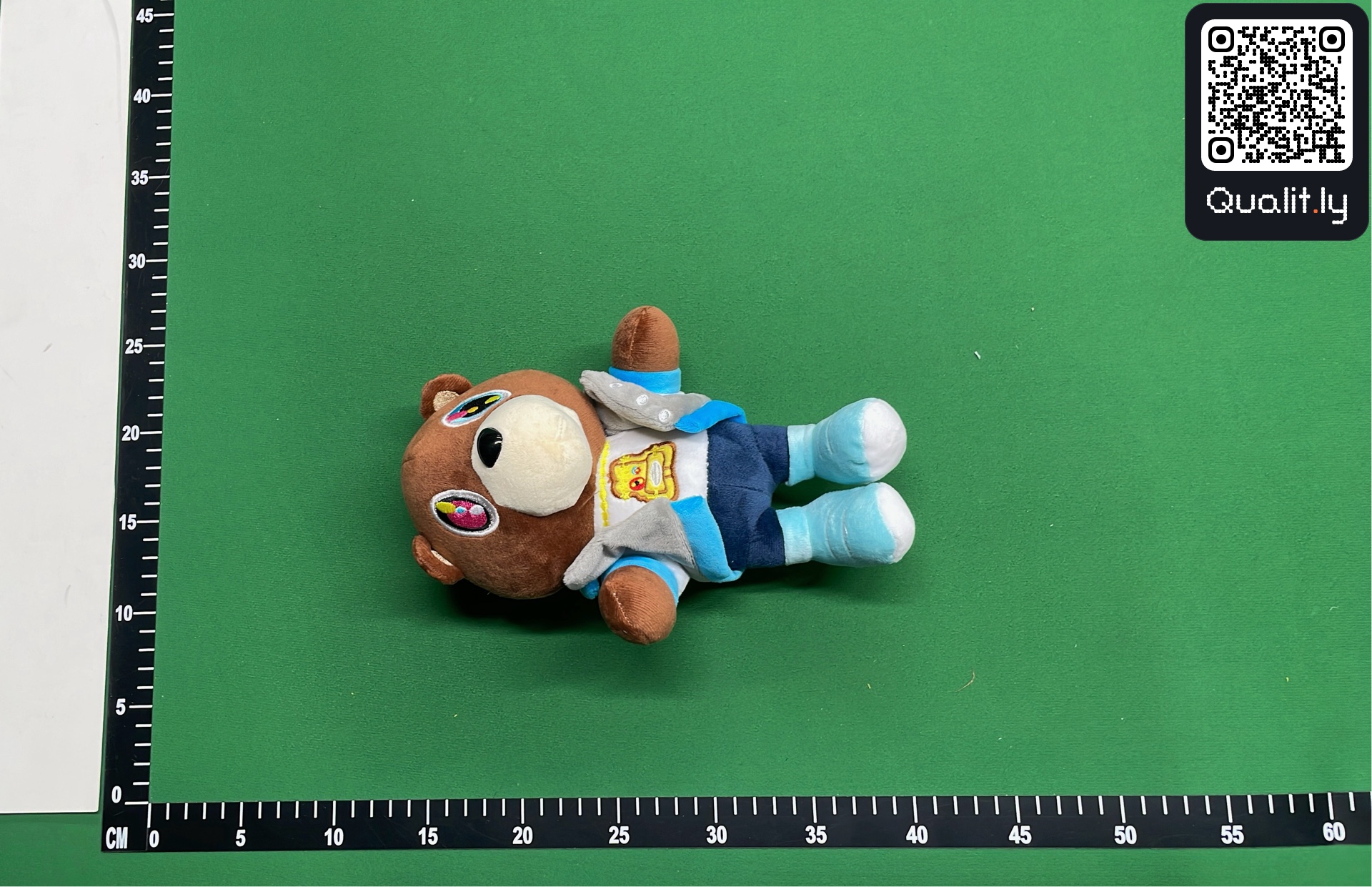 Foto QC 3 di 43