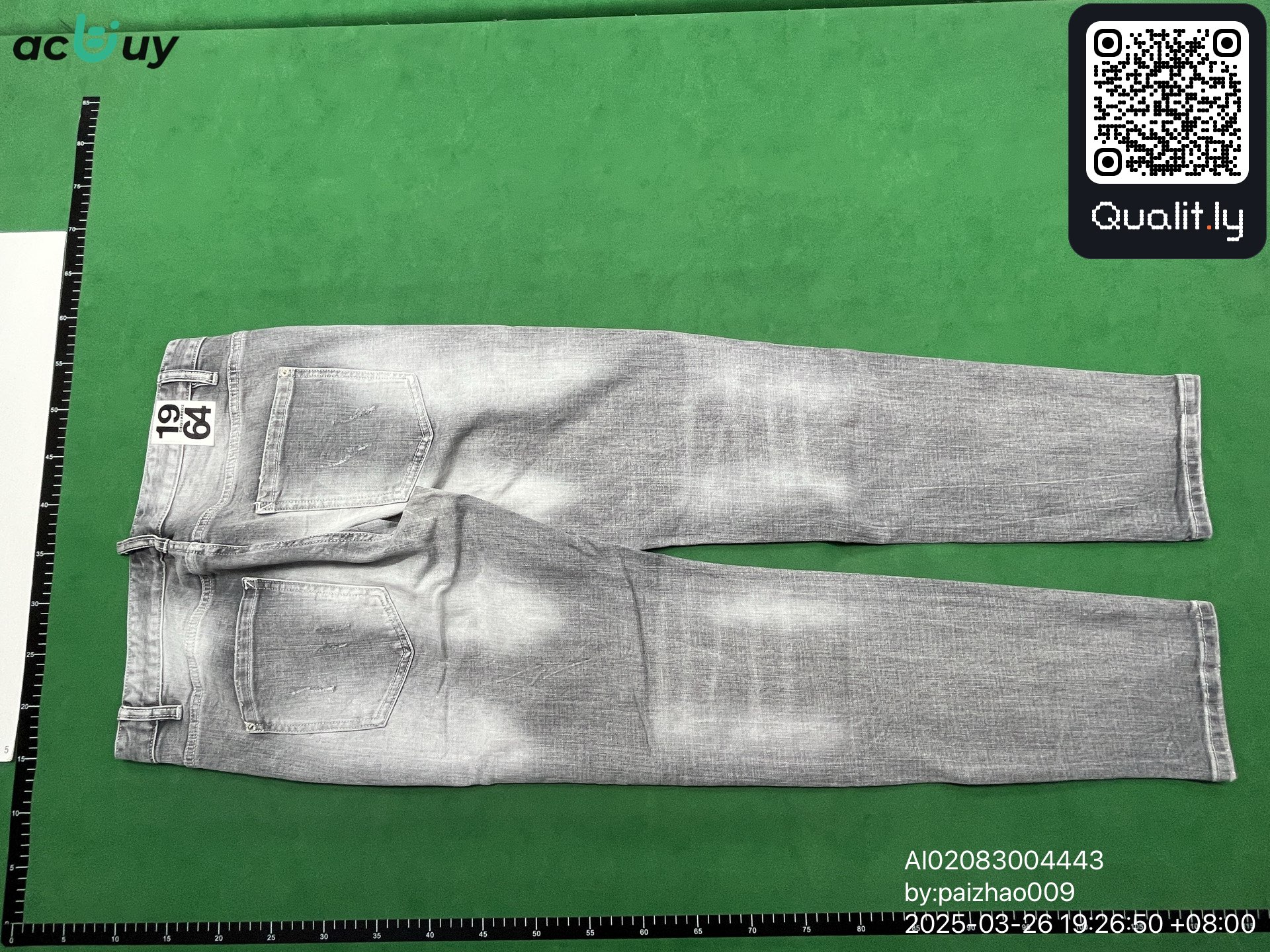 牛仔裤 QC 照片 2 / 66