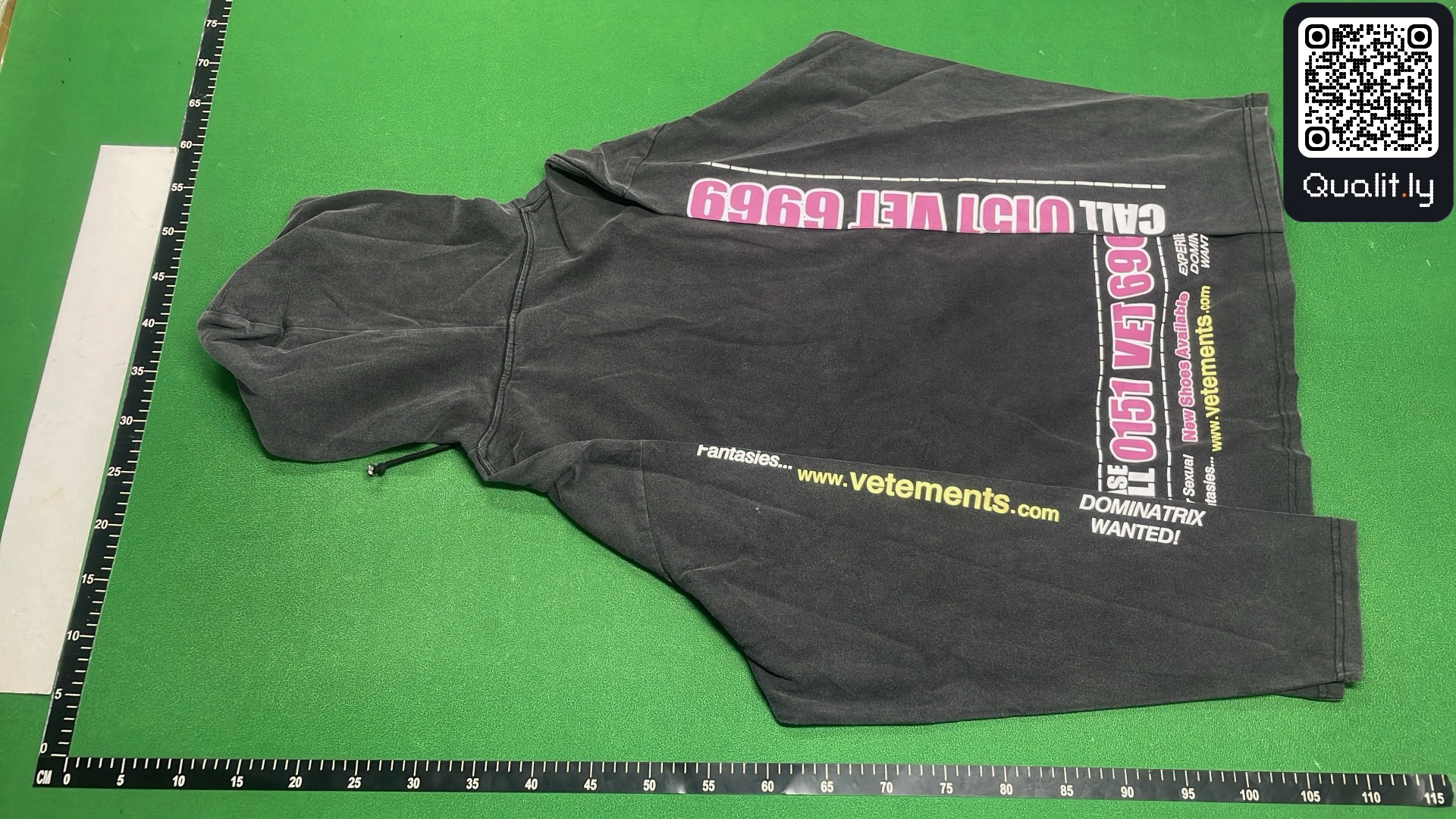 T-Shirt — QC-Foto 3 von 4