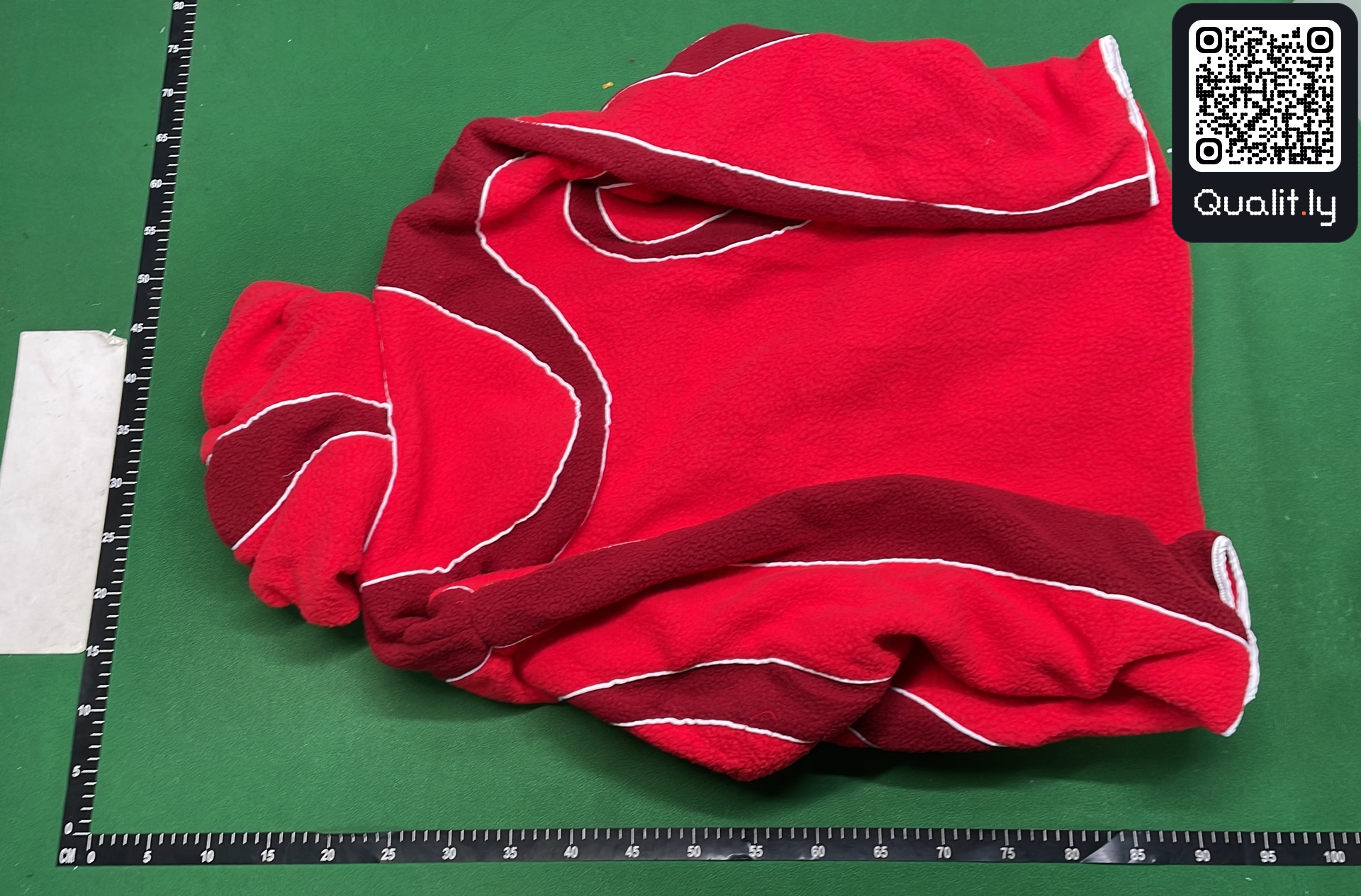 Hoodie — QC-foto 3 van 4