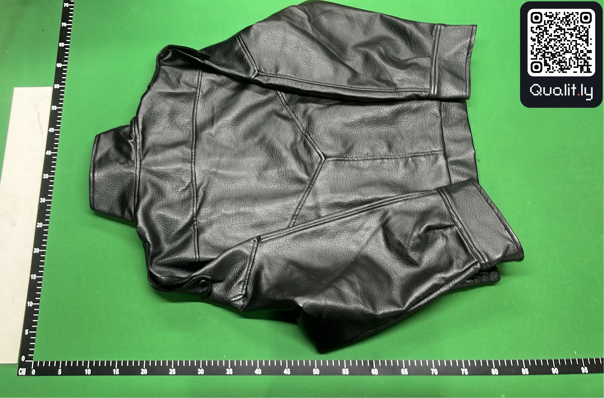 Chaqueta — foto QC 3 de 4