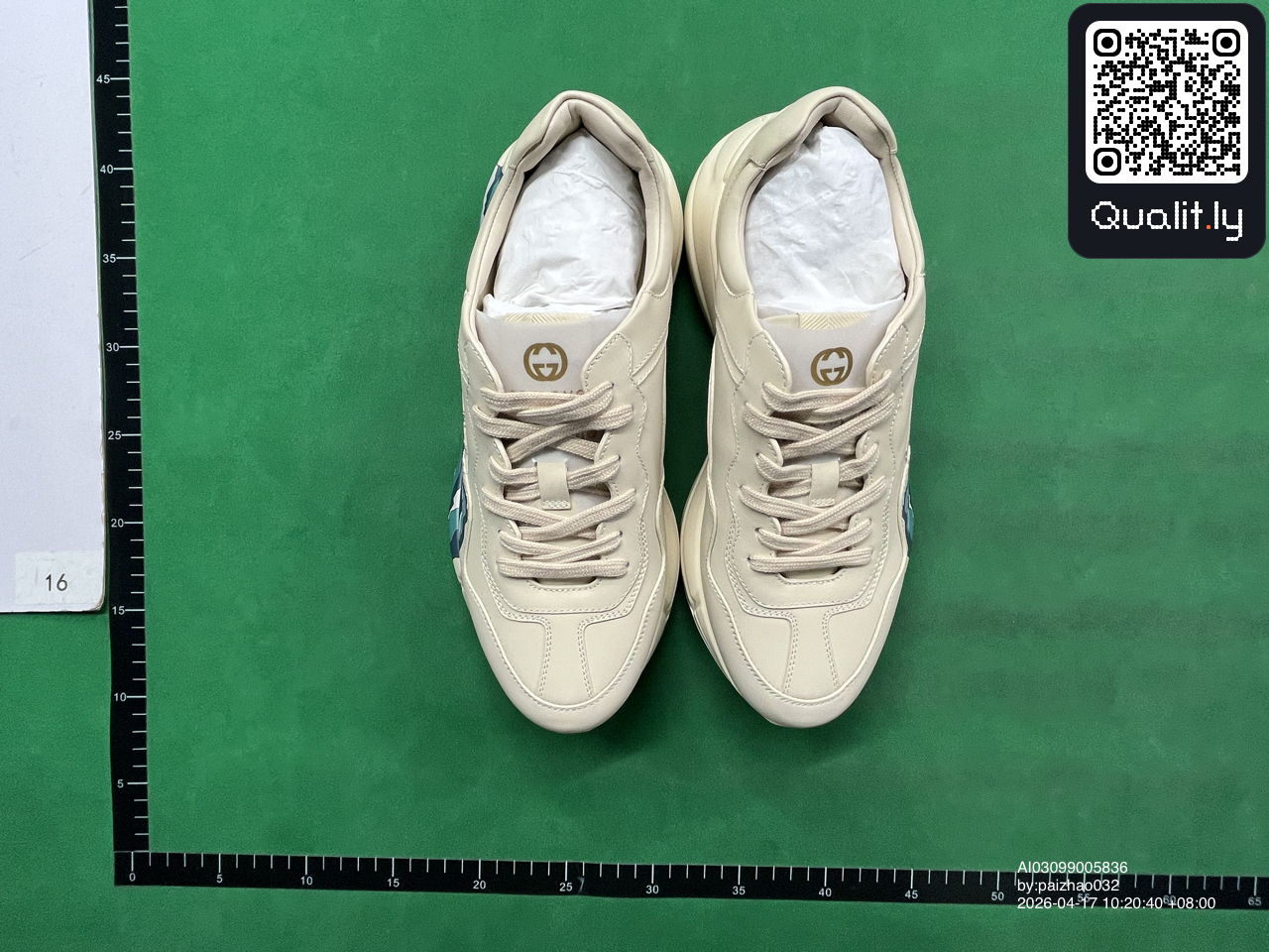 Sneakers QC photo 1 of 30