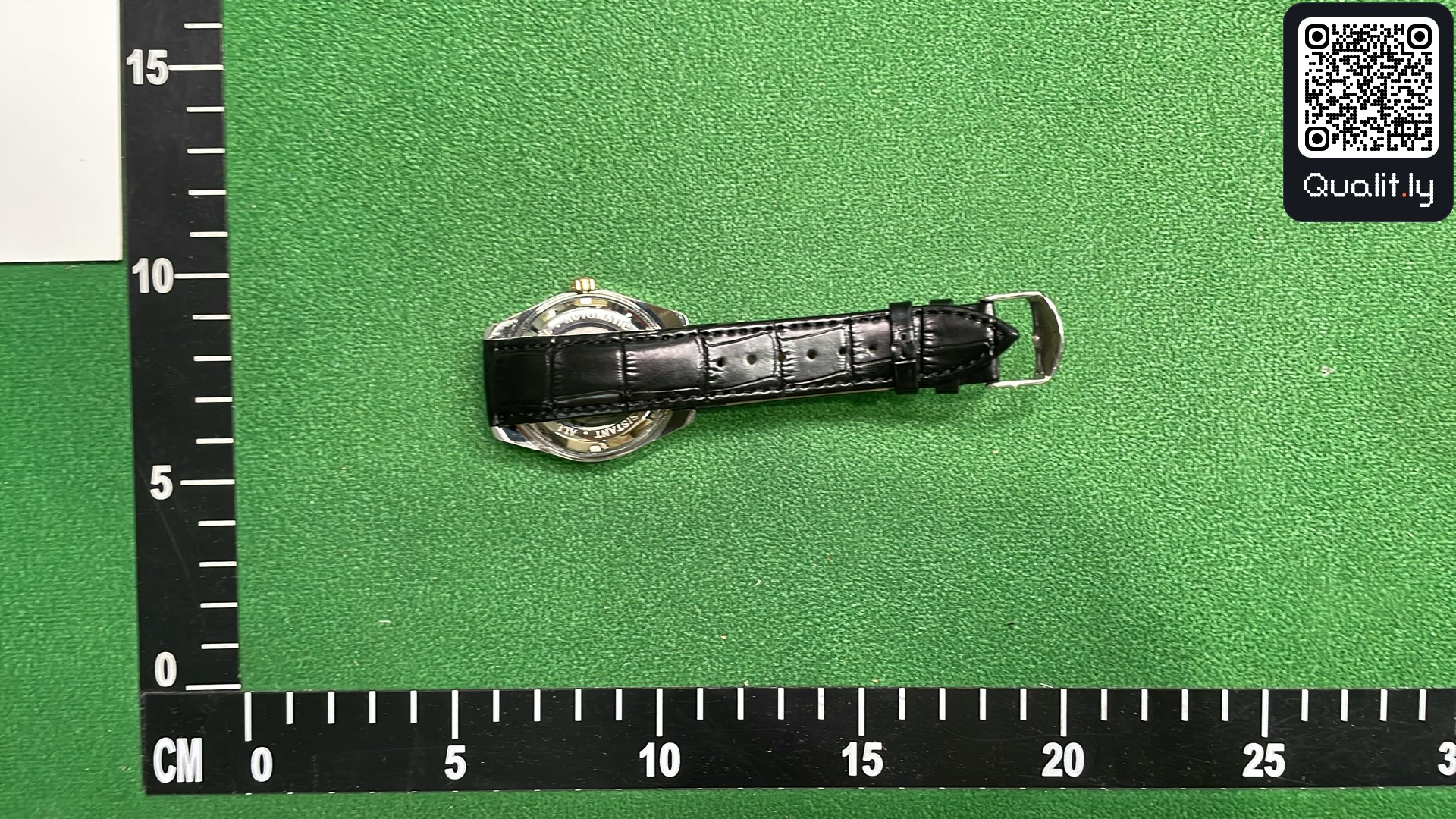 Foto QC 2 di 6