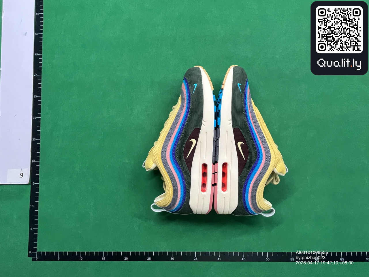 球鞋 QC 照片 2 / 26