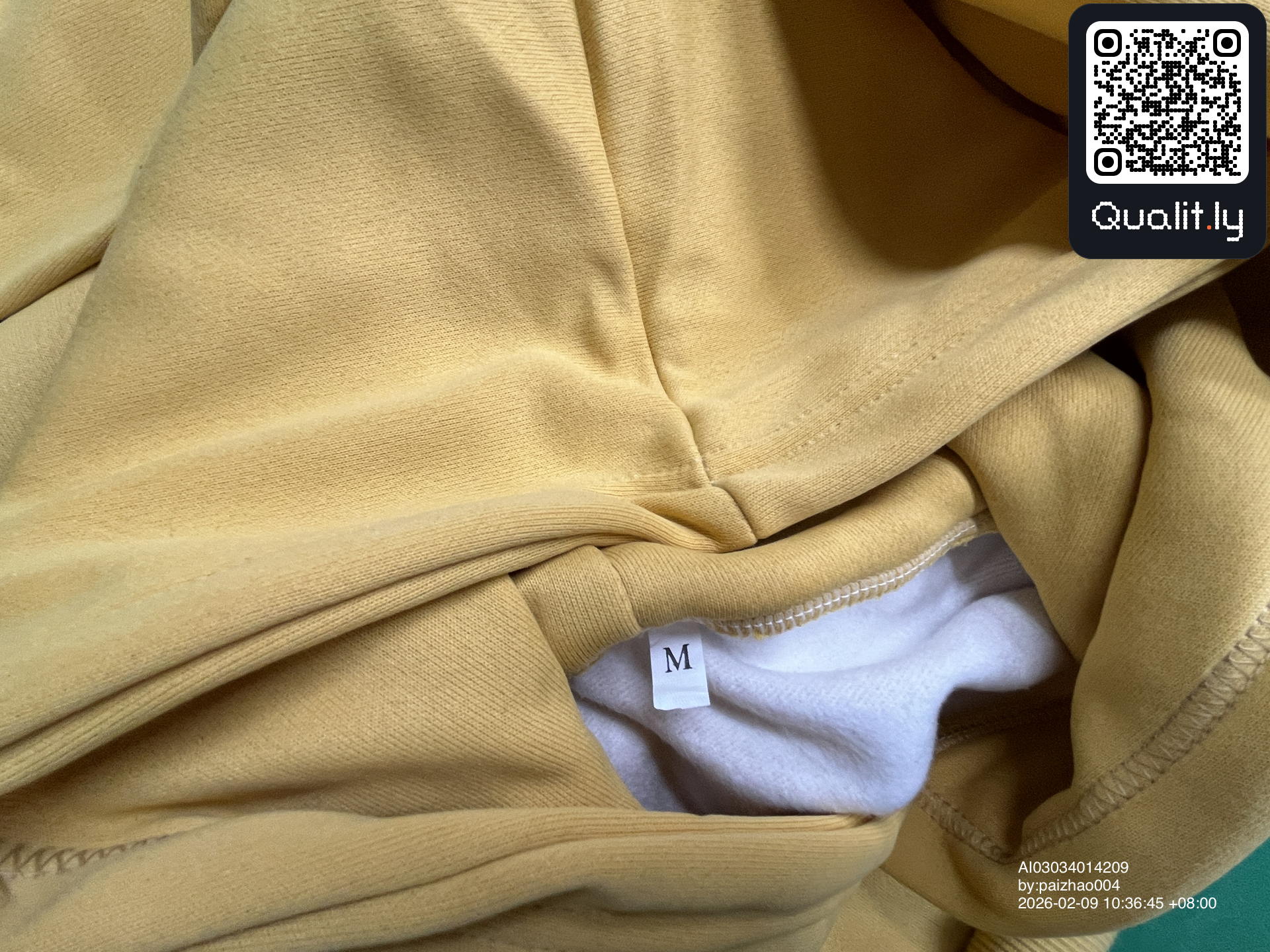 Sweatshirt QC photo 3 of 10